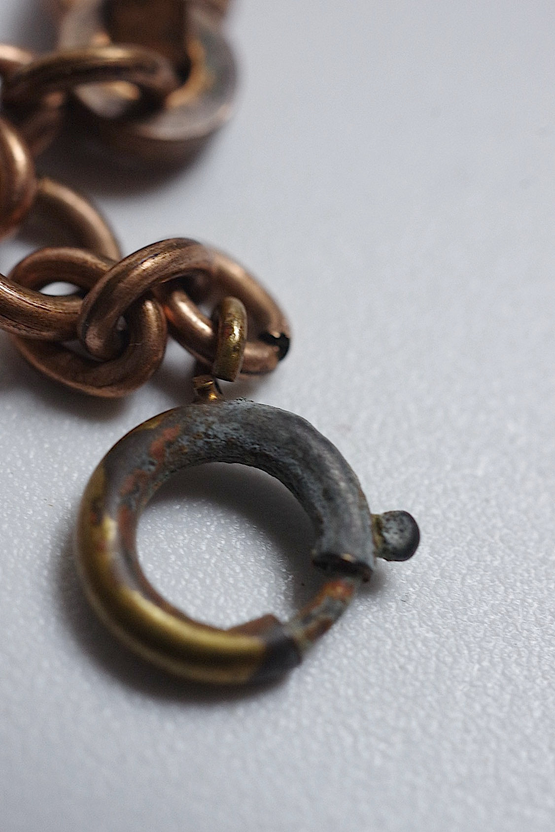 アンティークチェーン antique chain .FR a l'epoque