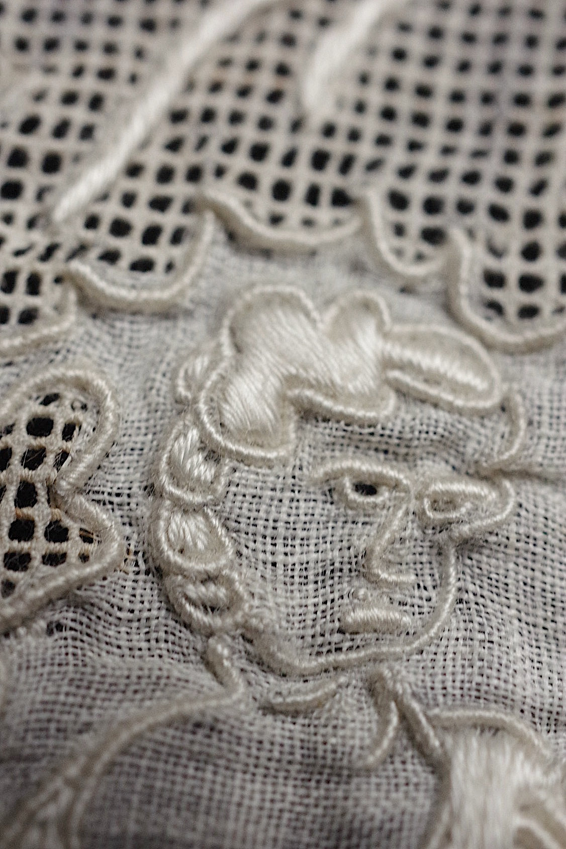 アンティークレース dentelle antique 刺繍ハギレ .FR a l'epoque