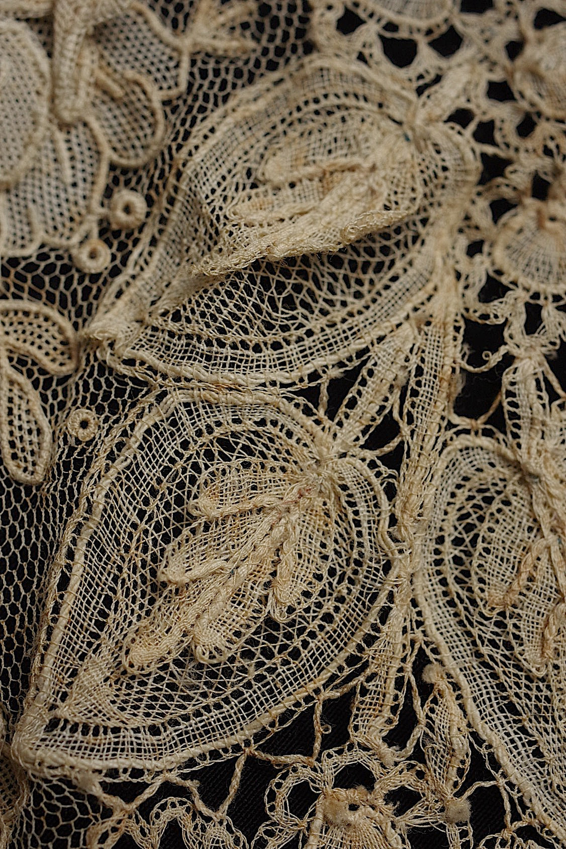 アンティークレース dentelle antique ホニトン ブリュクセルMIXモチーフ .FR a l'epoque