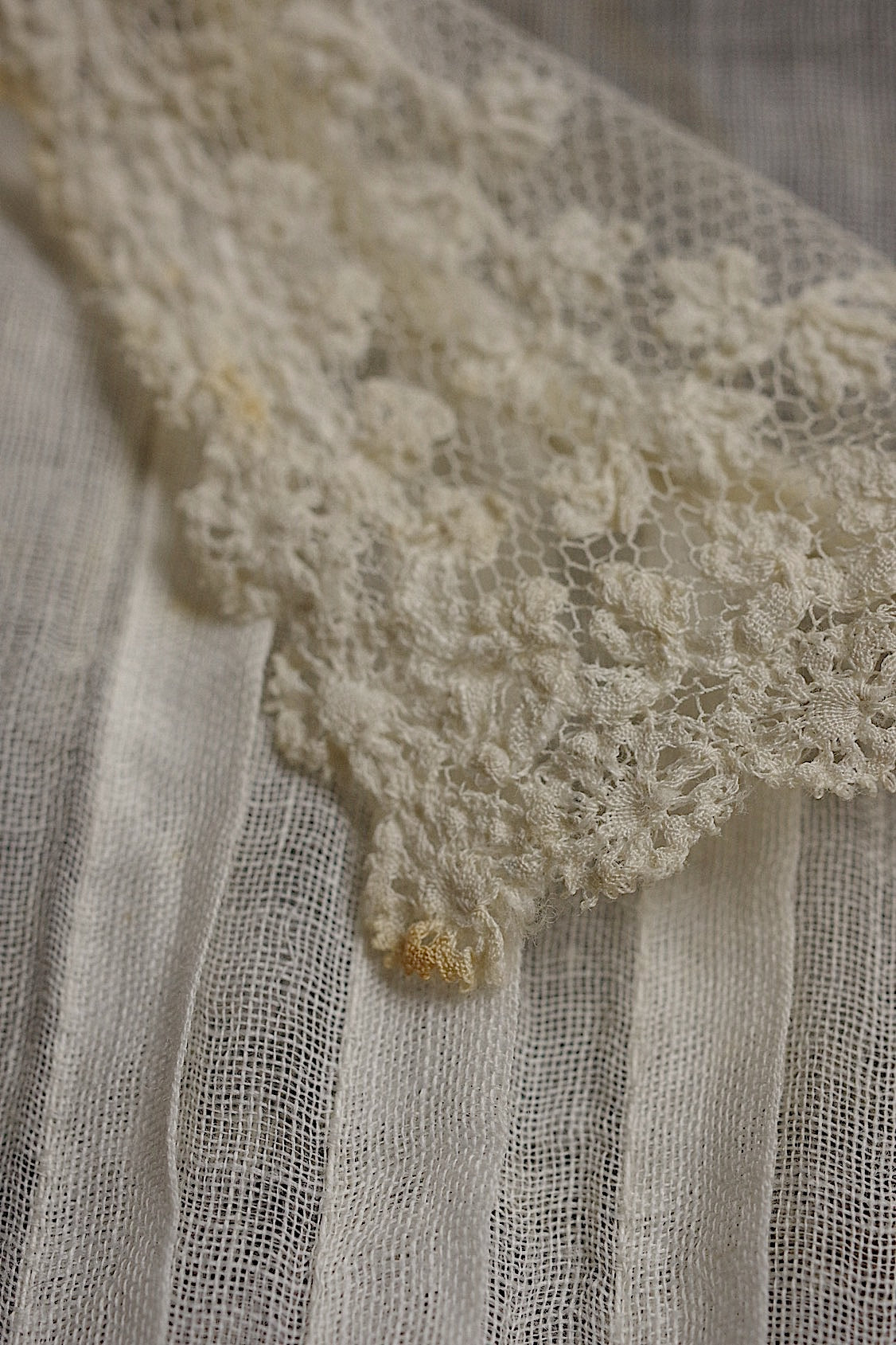 アンティークレース dentelle antique plastron 刺繍 .FR a l'epoque