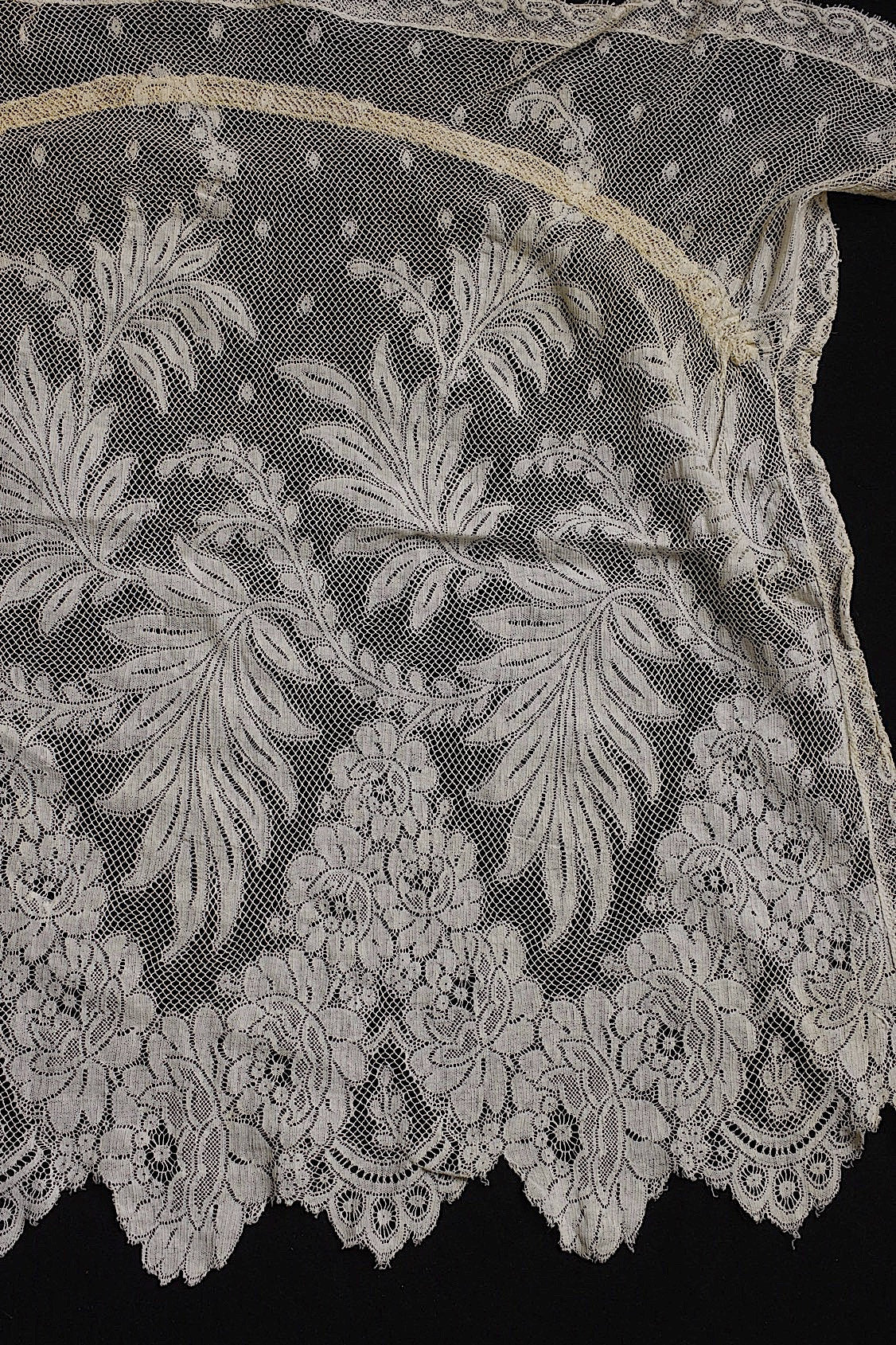 アンティークレース dentelle antique レースハギレlot .FR a l'epoque