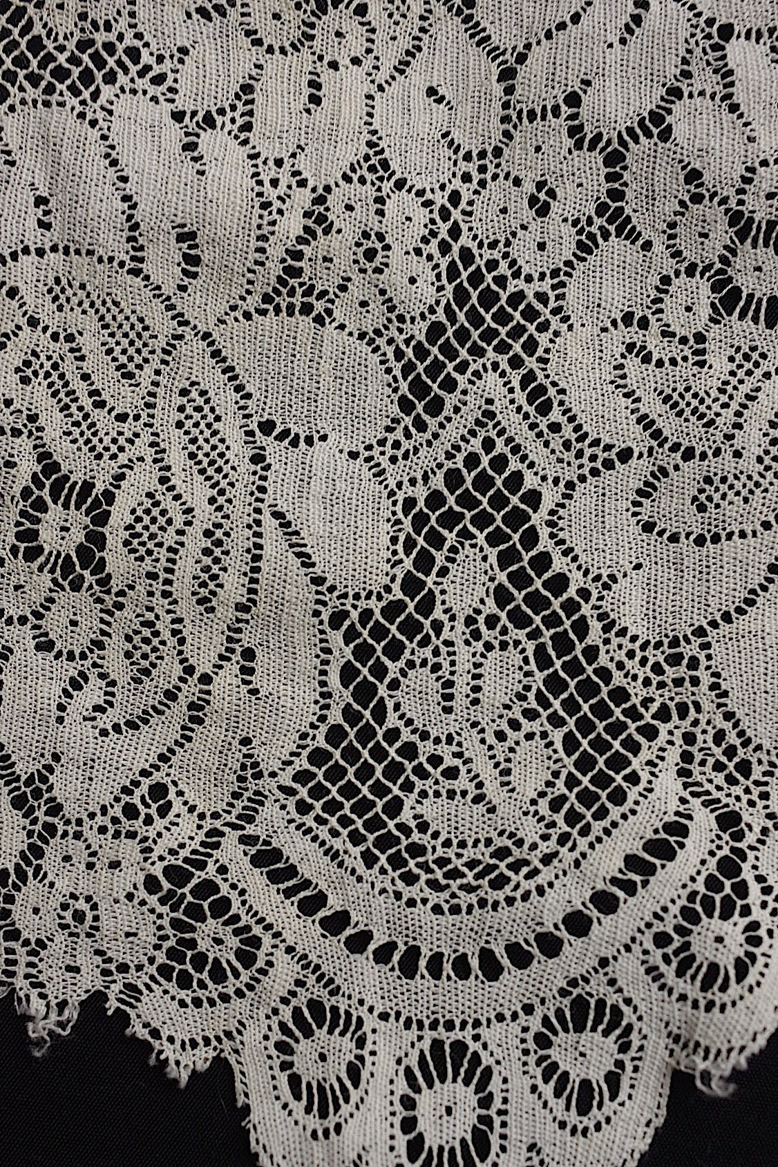 アンティークレース dentelle antique レースハギレlot .FR a l'epoque