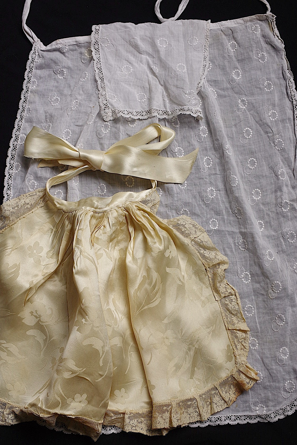 アンティークレース