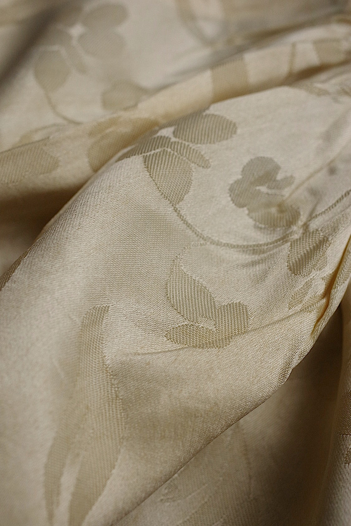 アンティークレース dentelle antique エプロン2つ .FR a l'epoque