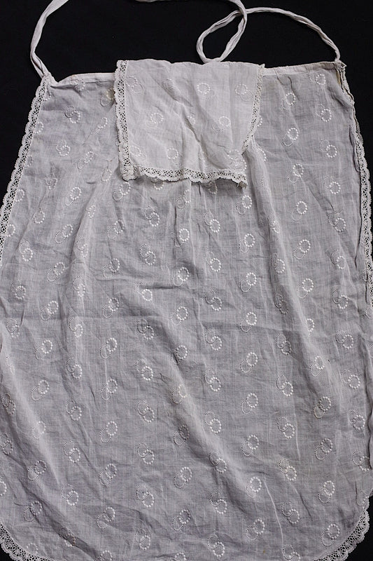 アンティークレース dentelle antique エプロン2つ .FR a l'epoque