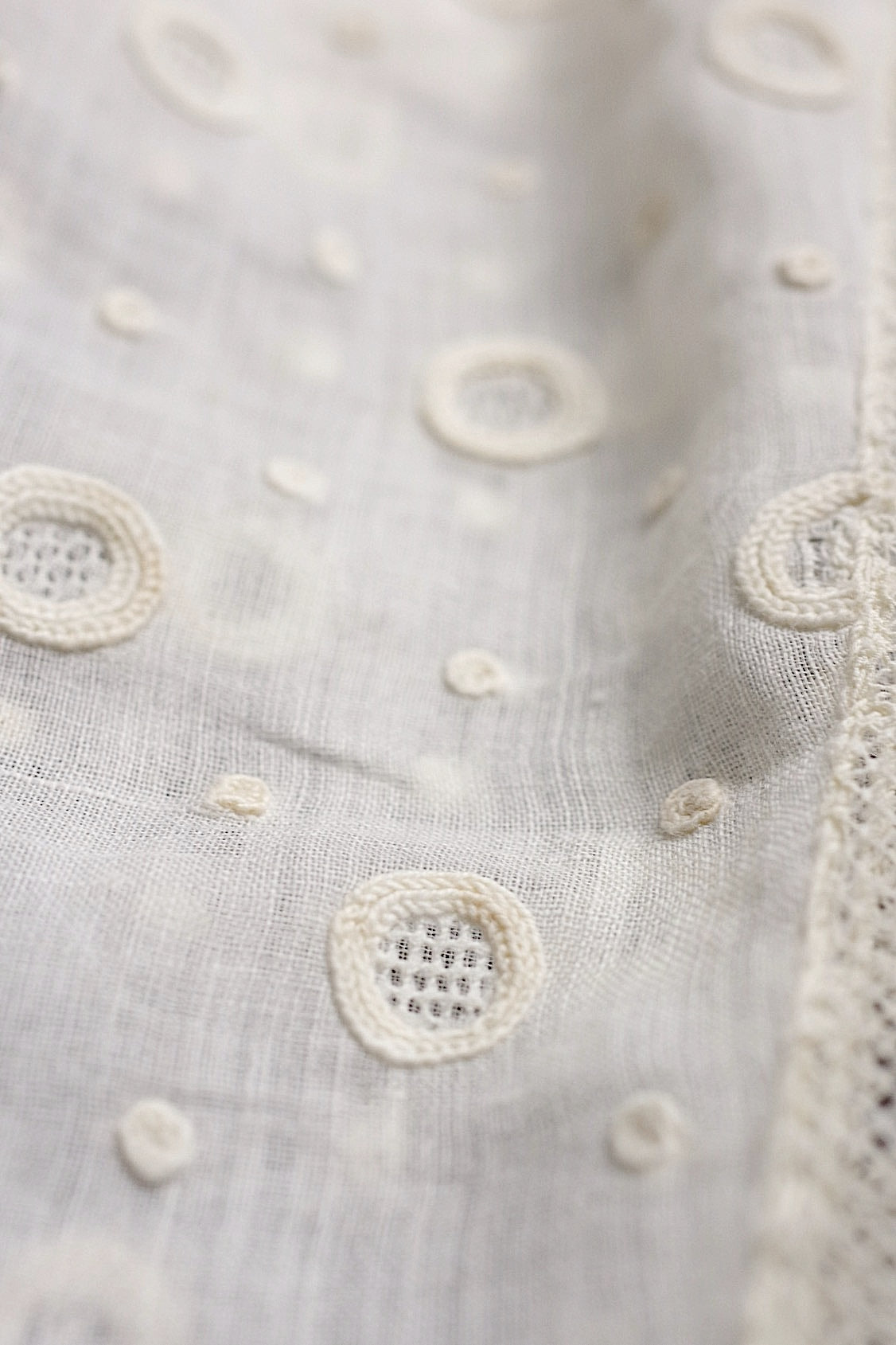 アンティークレース dentelle antique 刺繍ショール .FR a l'epoque