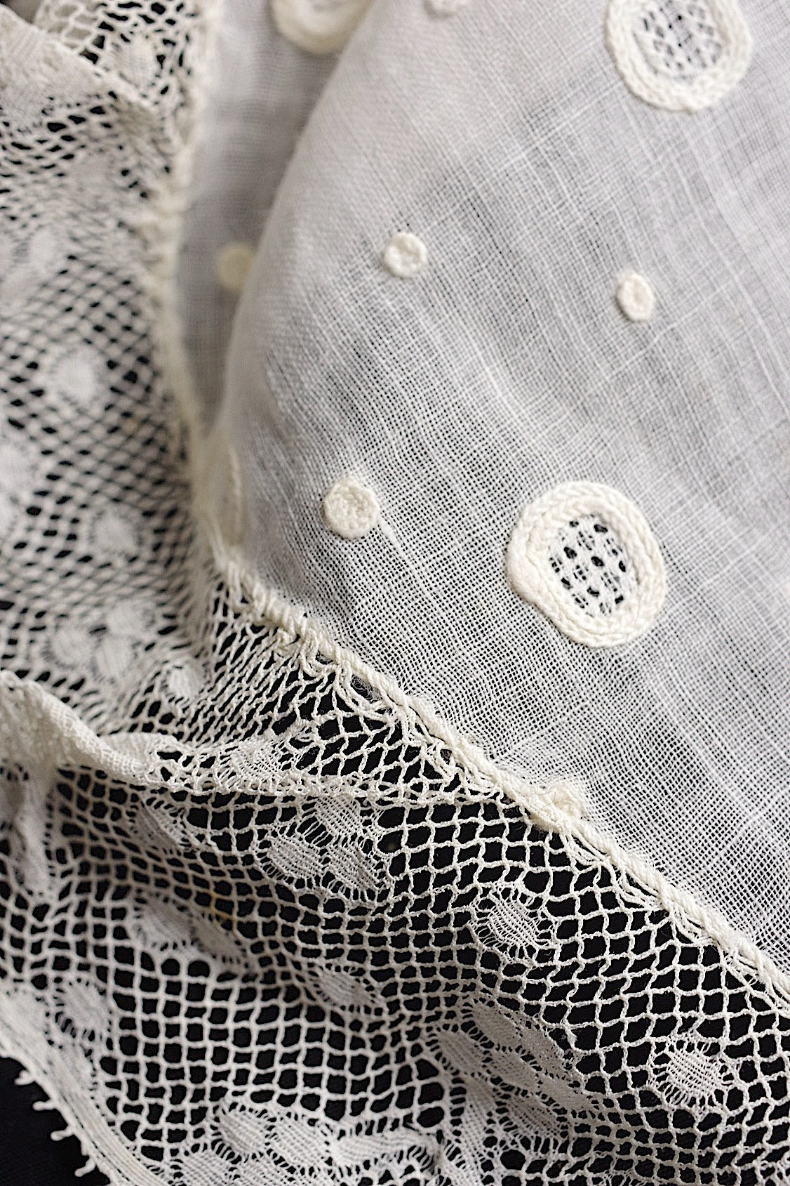 アンティークレース dentelle antique 刺繍ショール .FR a l'epoque