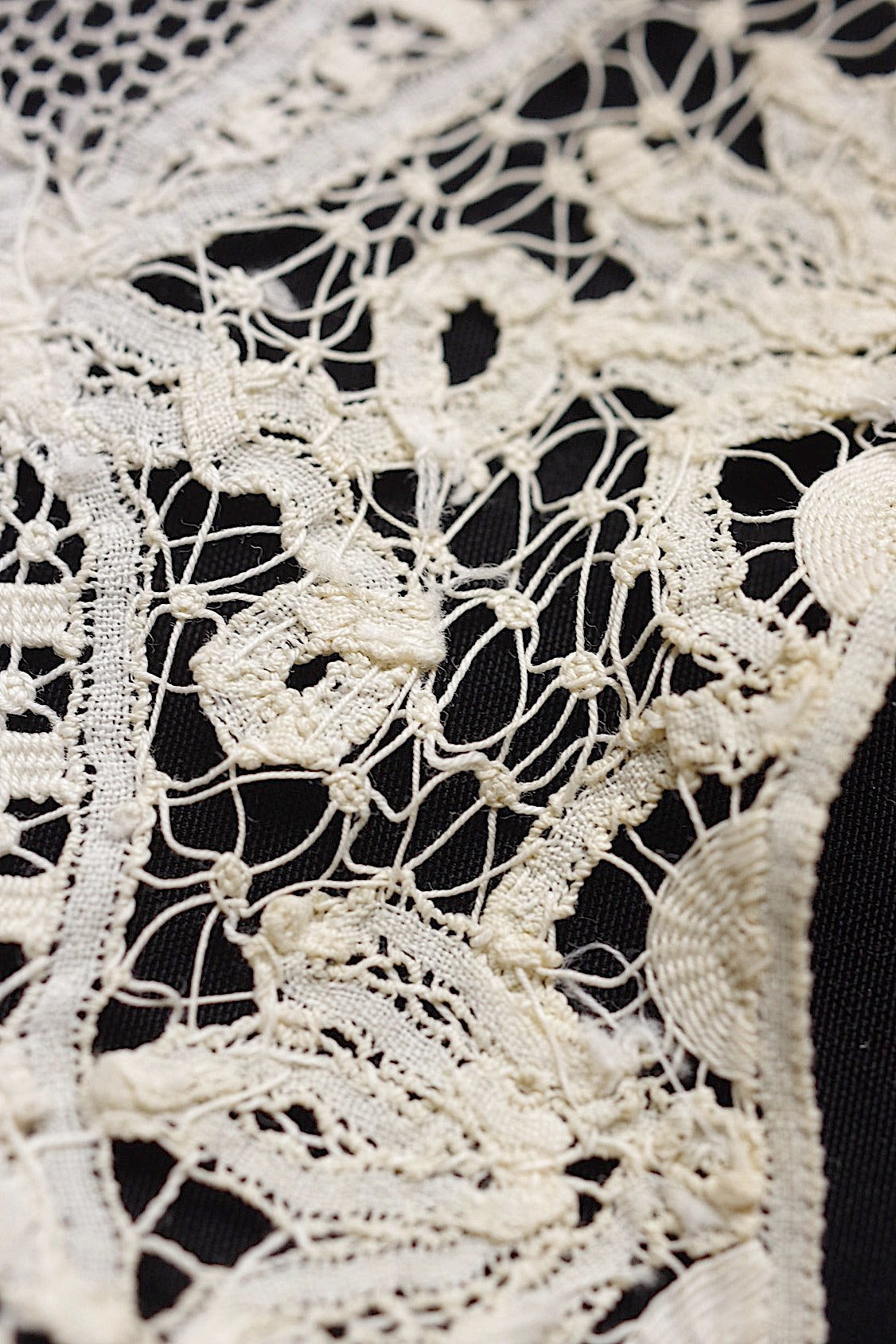 アンティークレース dentelle antique 4種 lots1 .FR a l'epoque