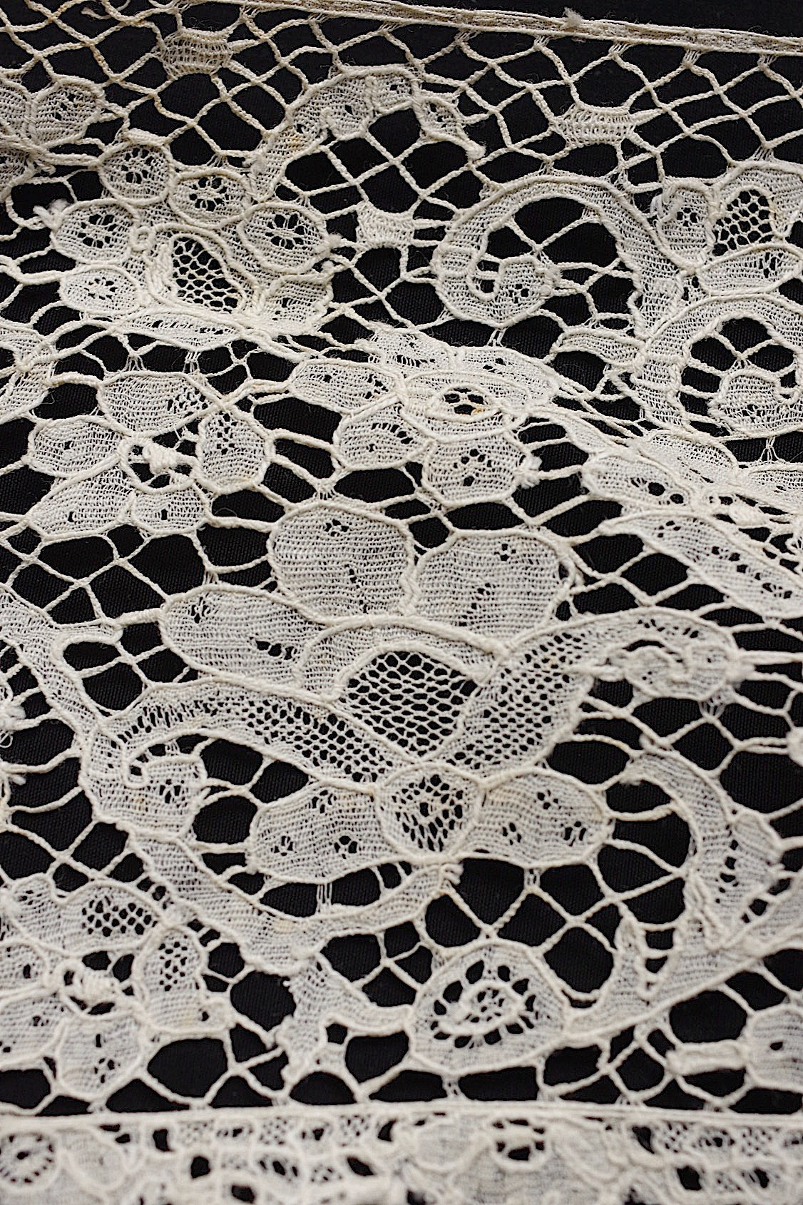 アンティークレース dentelle antique 3種 lots2 .FR a l'epoque