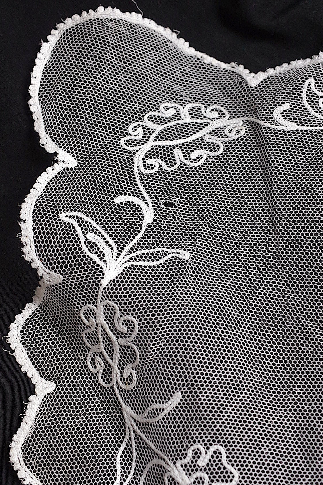 アンティークレース dentelle antique ベール .FR a l'epoque