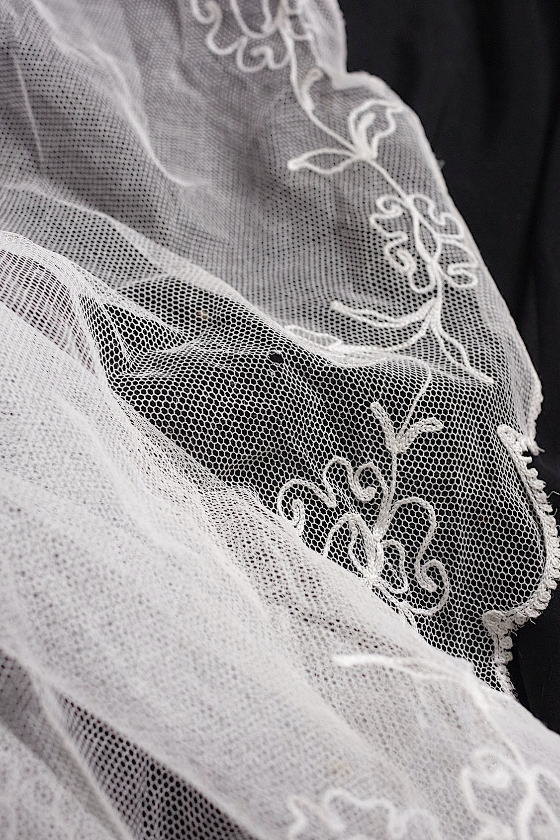 アンティークレース dentelle antique ベール .FR a l'epoque