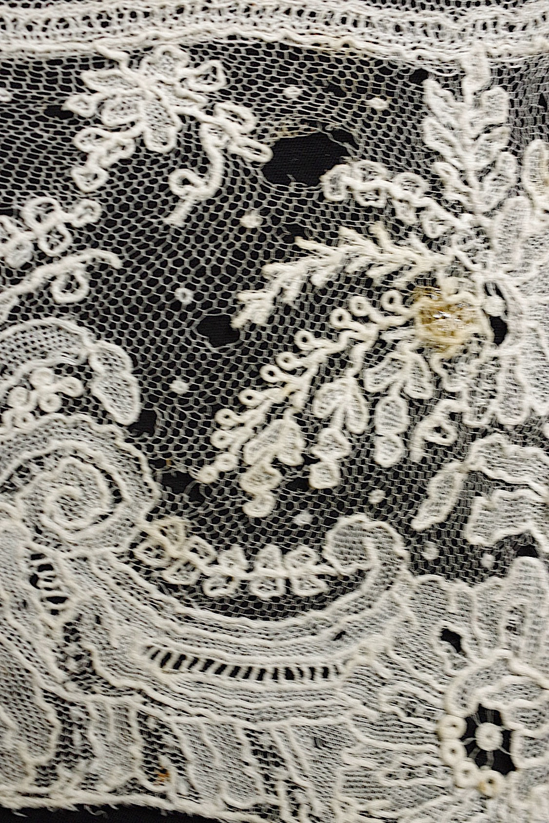 アンティークレース dentelle antique ブリュクセルレース ハギレ .FR a l'epoque