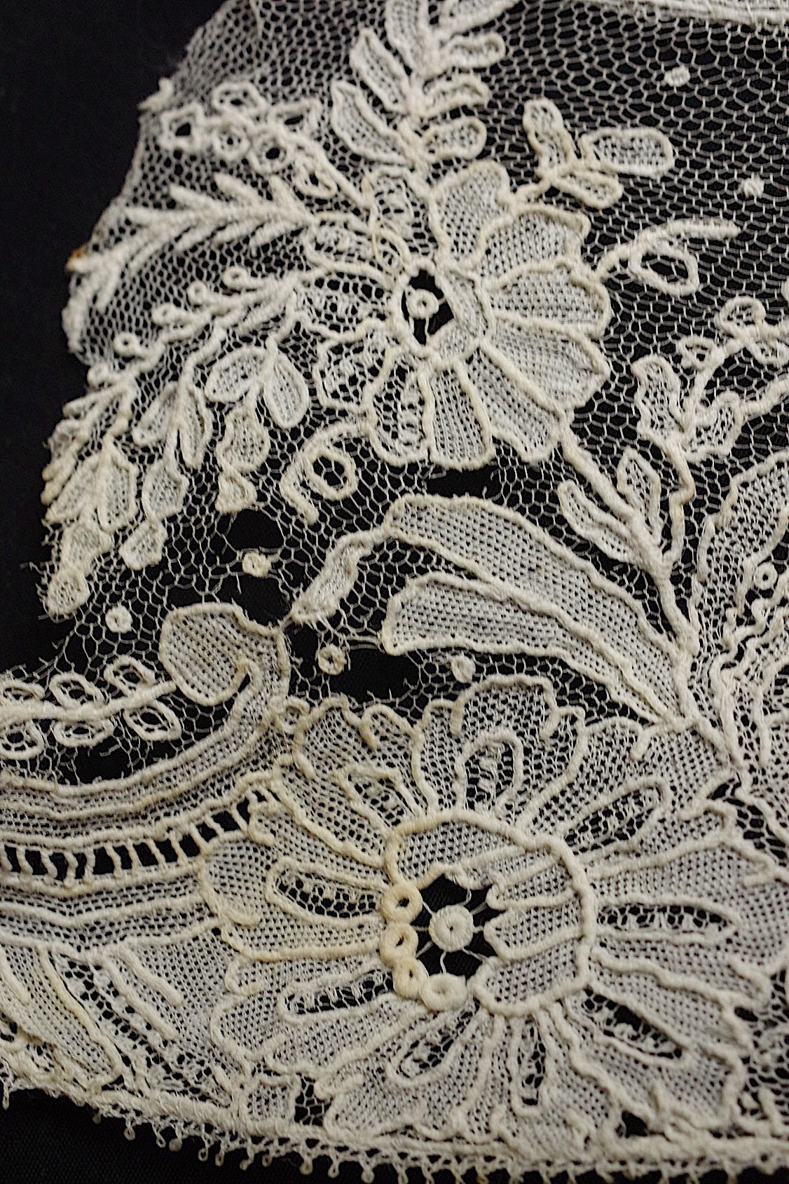 アンティークレース dentelle antique ブリュクセルレース ハギレ .FR a l'epoque