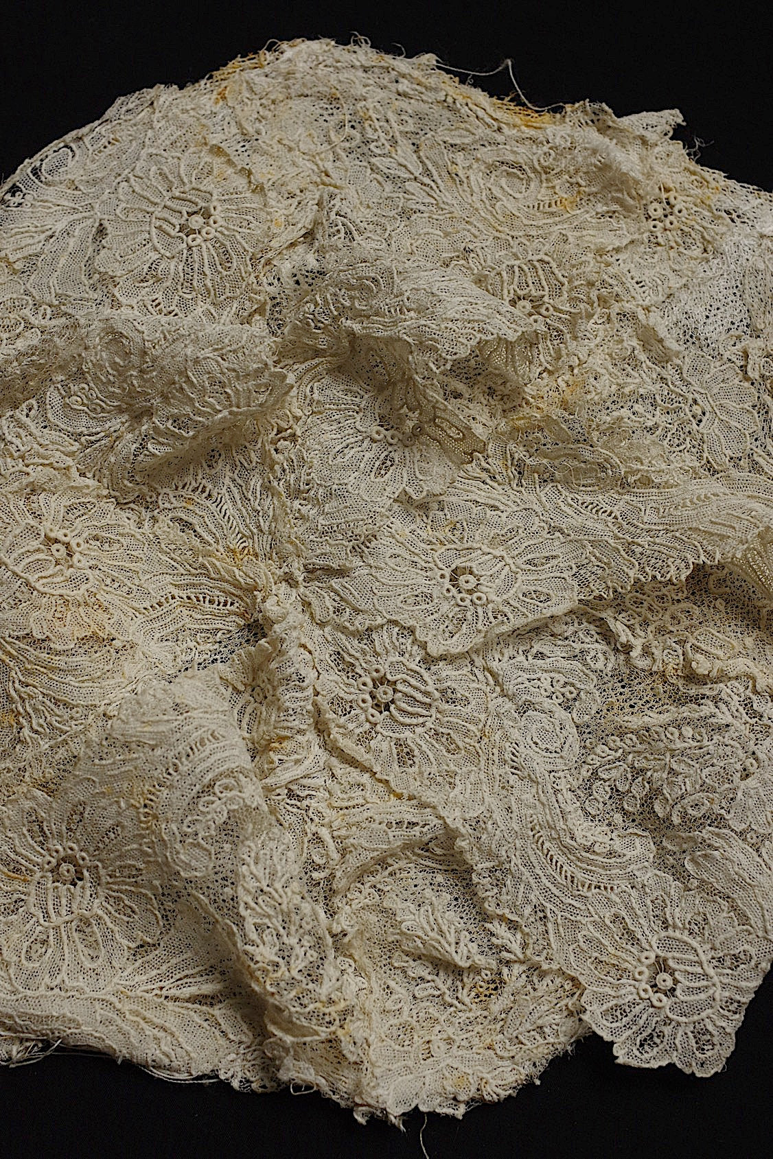 アンティークレース dentelle antique ブリュクセルレース ハギレ .FR a l'epoque