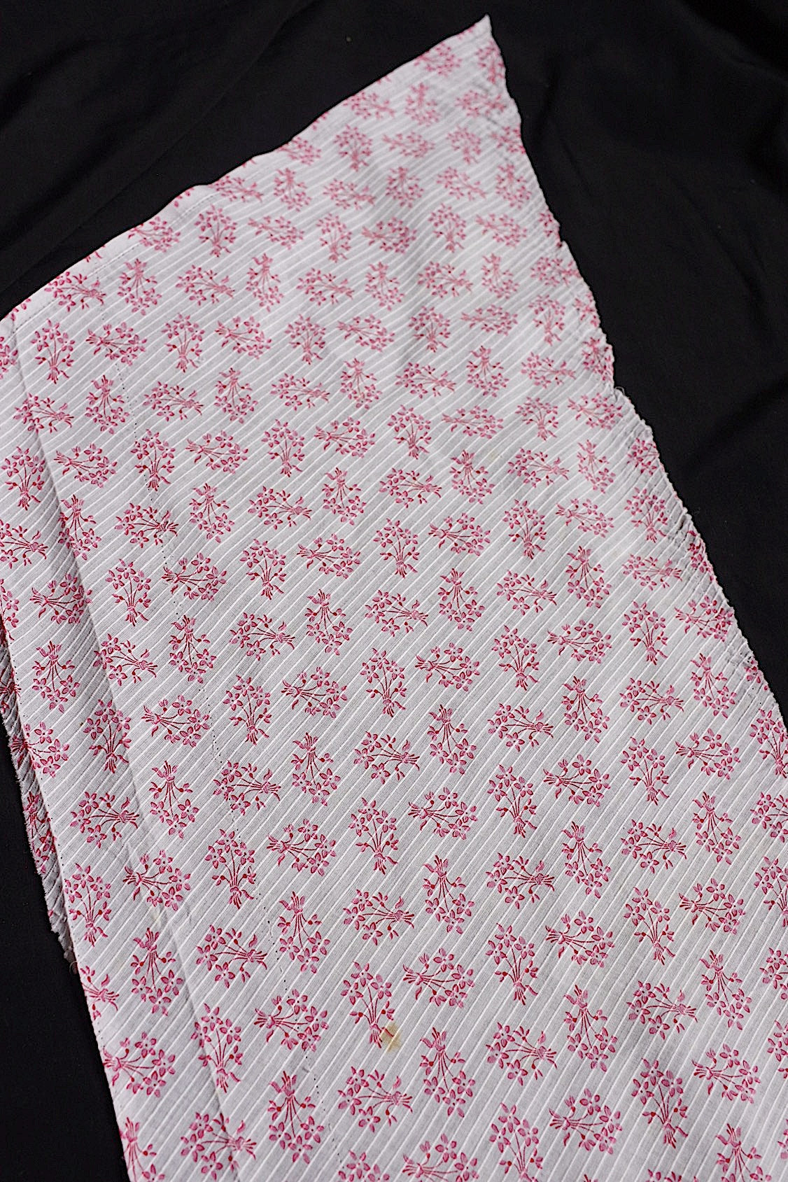 アンティーク生地 tissu antique 生地はぎれlot .FR a l'epoque