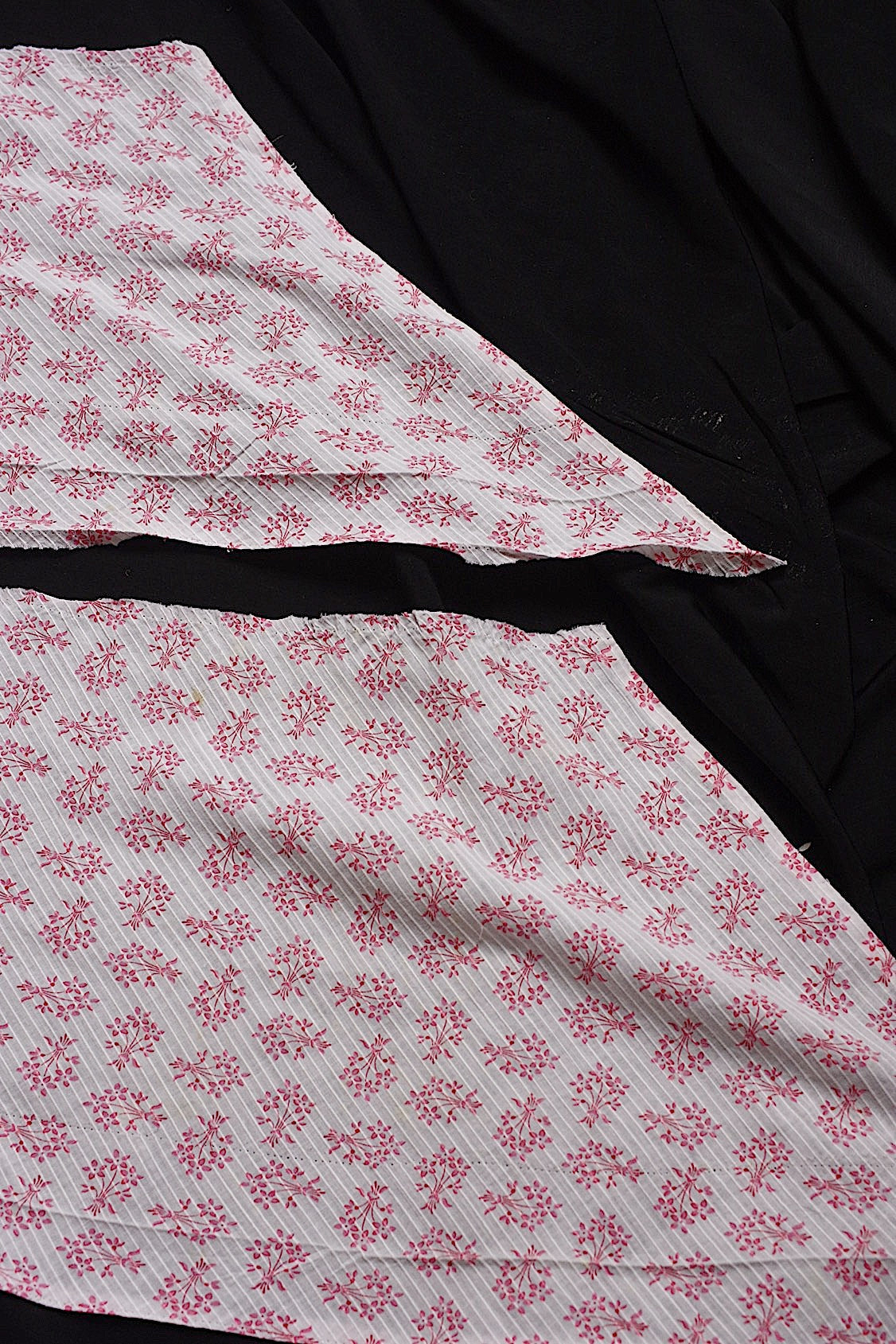 アンティーク生地 tissu antique 生地はぎれlot .FR a l'epoque