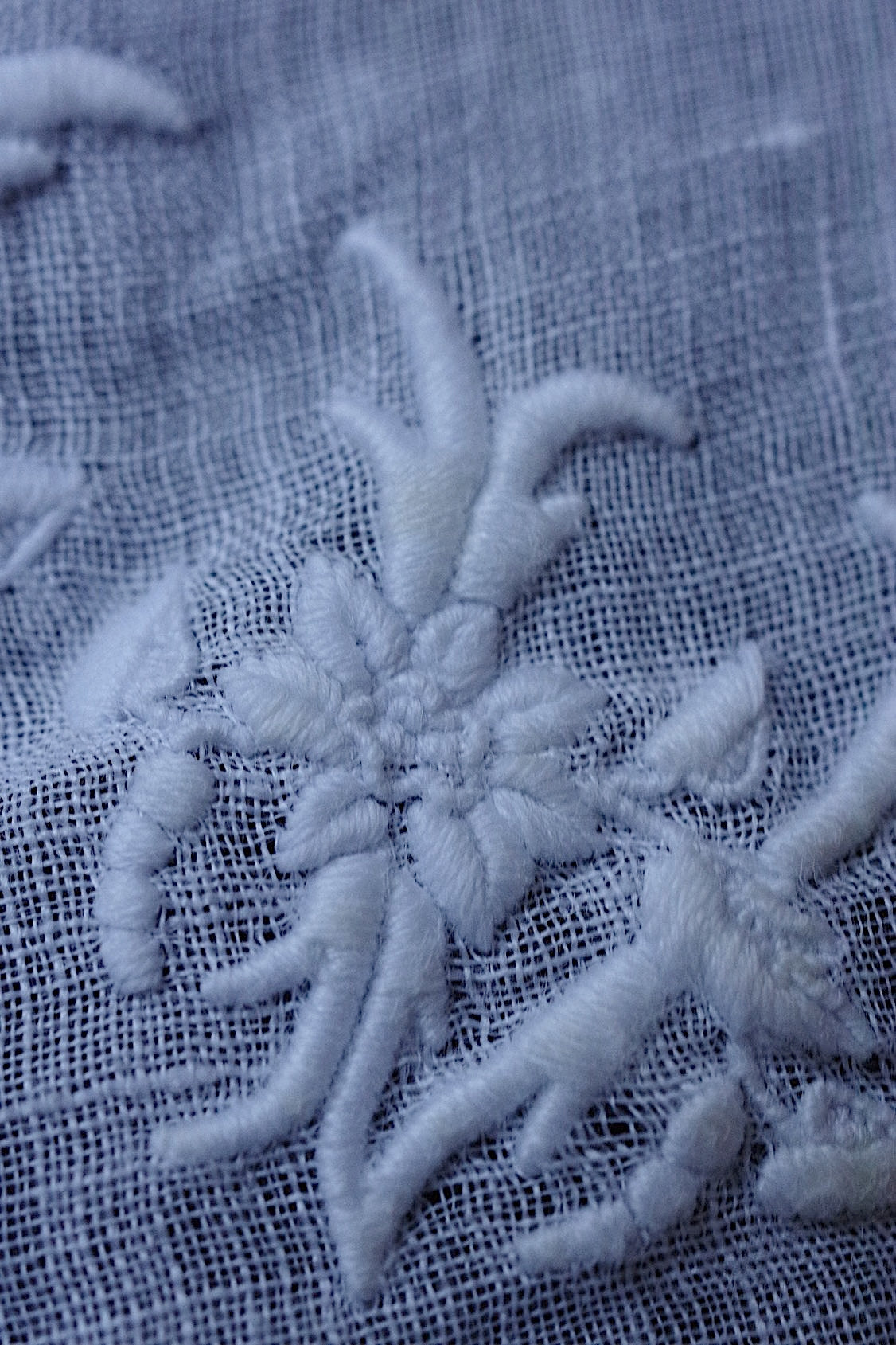 アンティークハンカチ mouchoir antique lots 3 .FR a l'epoque