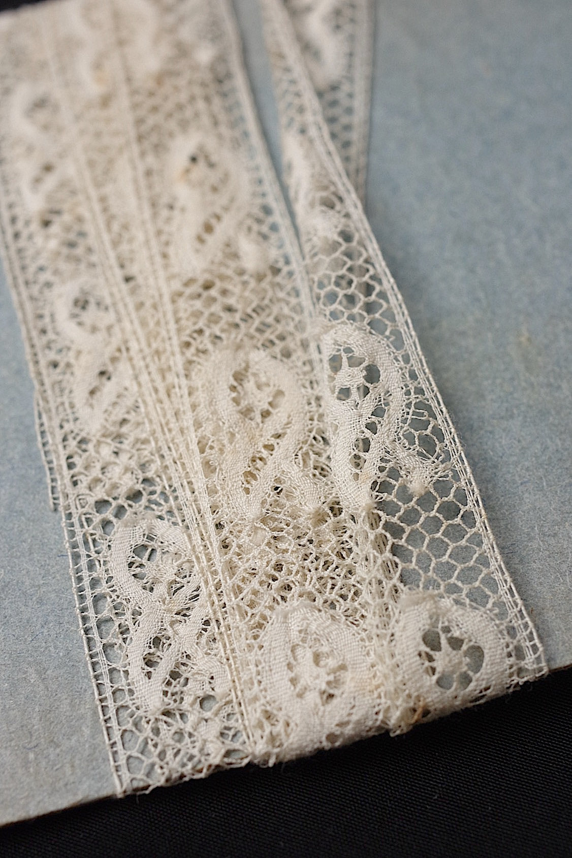 アンティークレース dentelle antique 466cm 180cm .FR a l'epoque