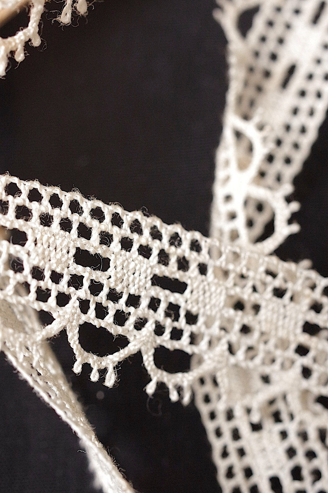 アンティークレース dentelle antique 80cm 880cm .FR a l'epoque