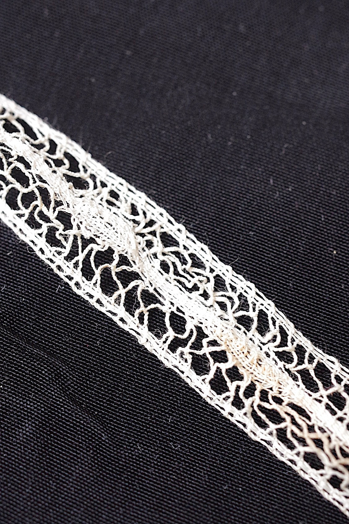 アンティークレース dentelle antique 910cm .FR a l'epoque