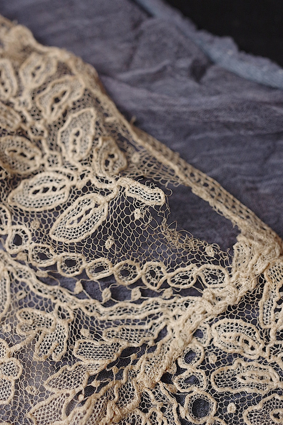 アンティークレース dentelle antique ハギレ .FR a l'epoque