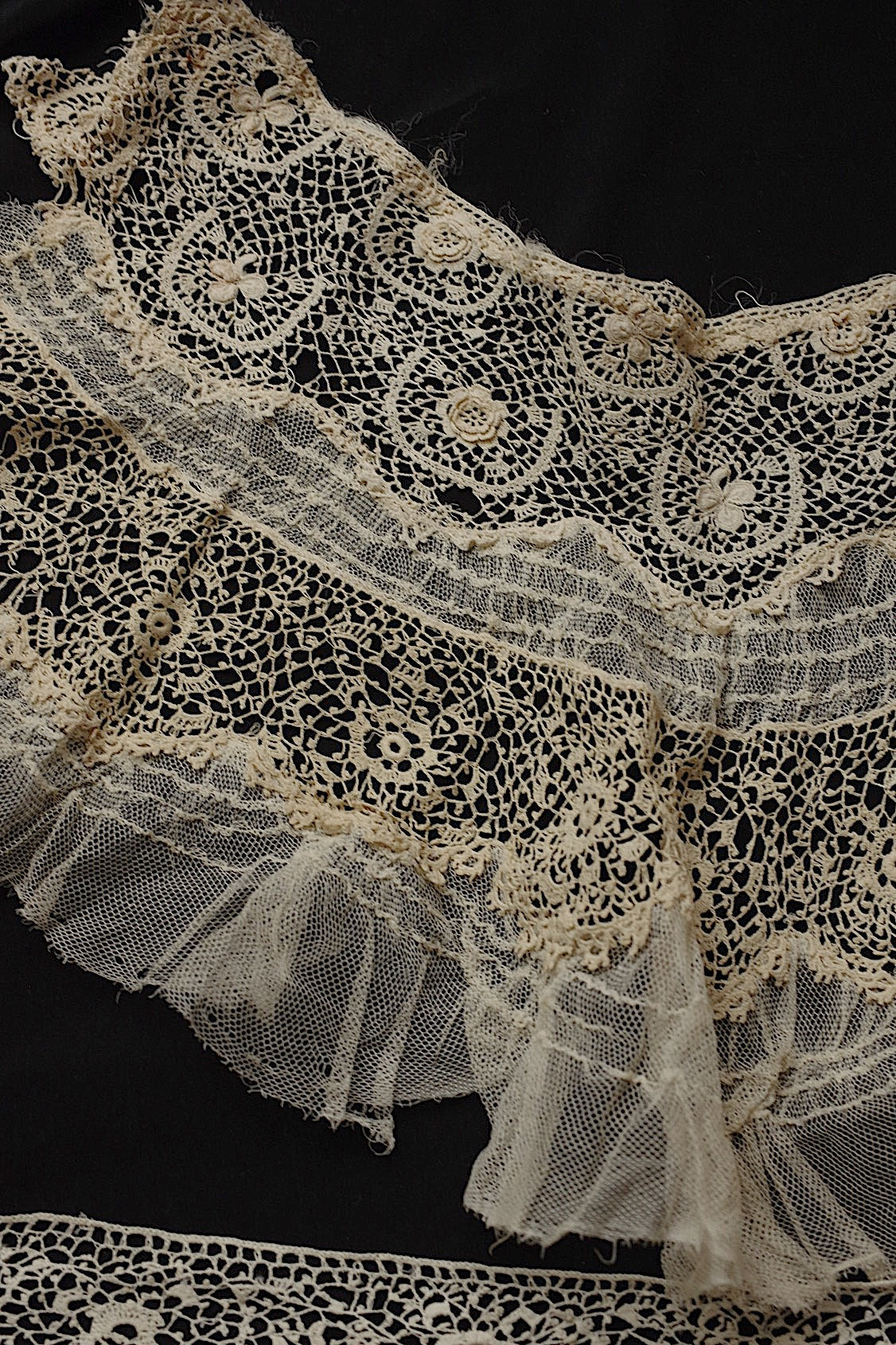 アンティークレース dentelle antique モチーフ 素材用 .FR a l'epoque