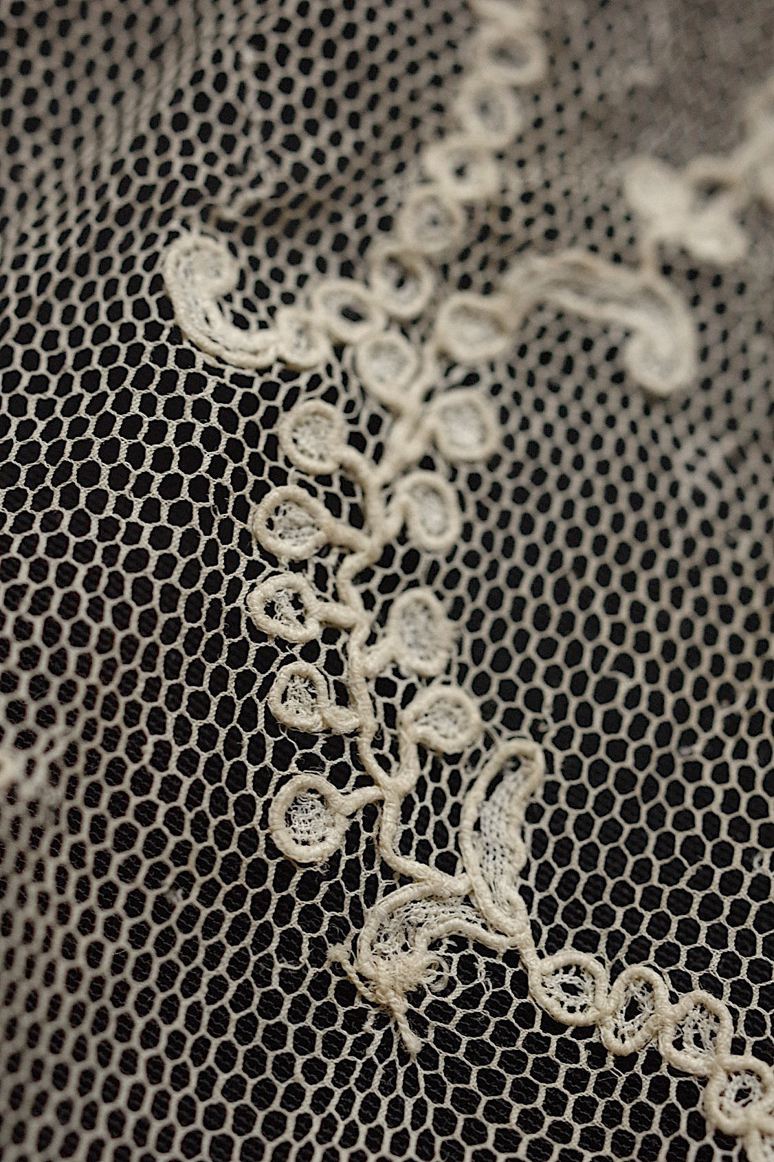 アンティークレース dentelle antique アランソンレース .FR a l'epoque