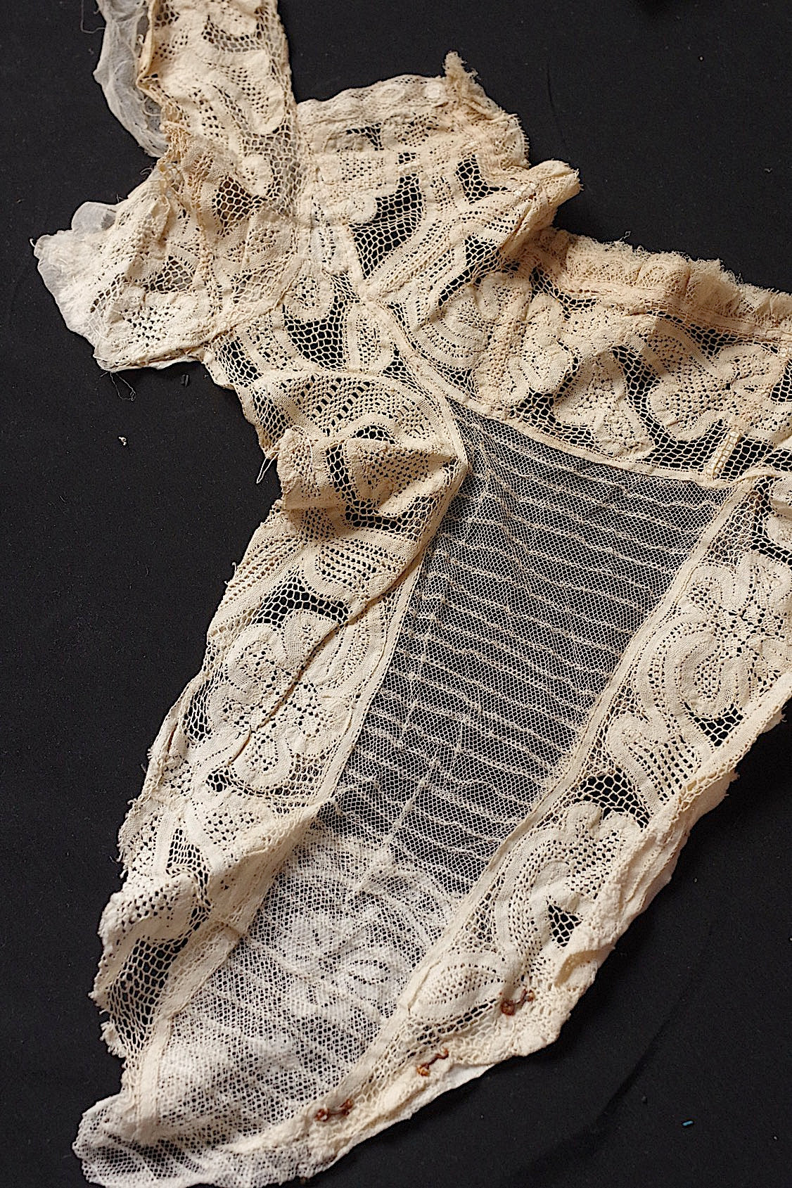 アンティークレース dentelle antique レースハギレ 素材用 .FR a l'epoque