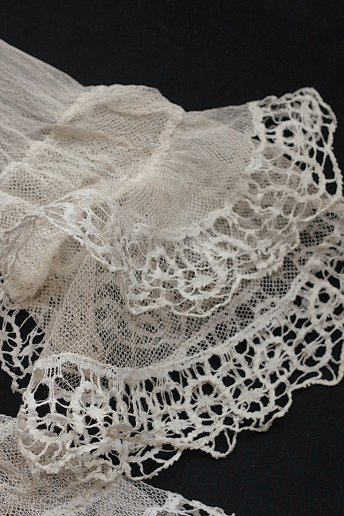 アンティークレース dentelle antique 袖 2つ .FR a l'epoque