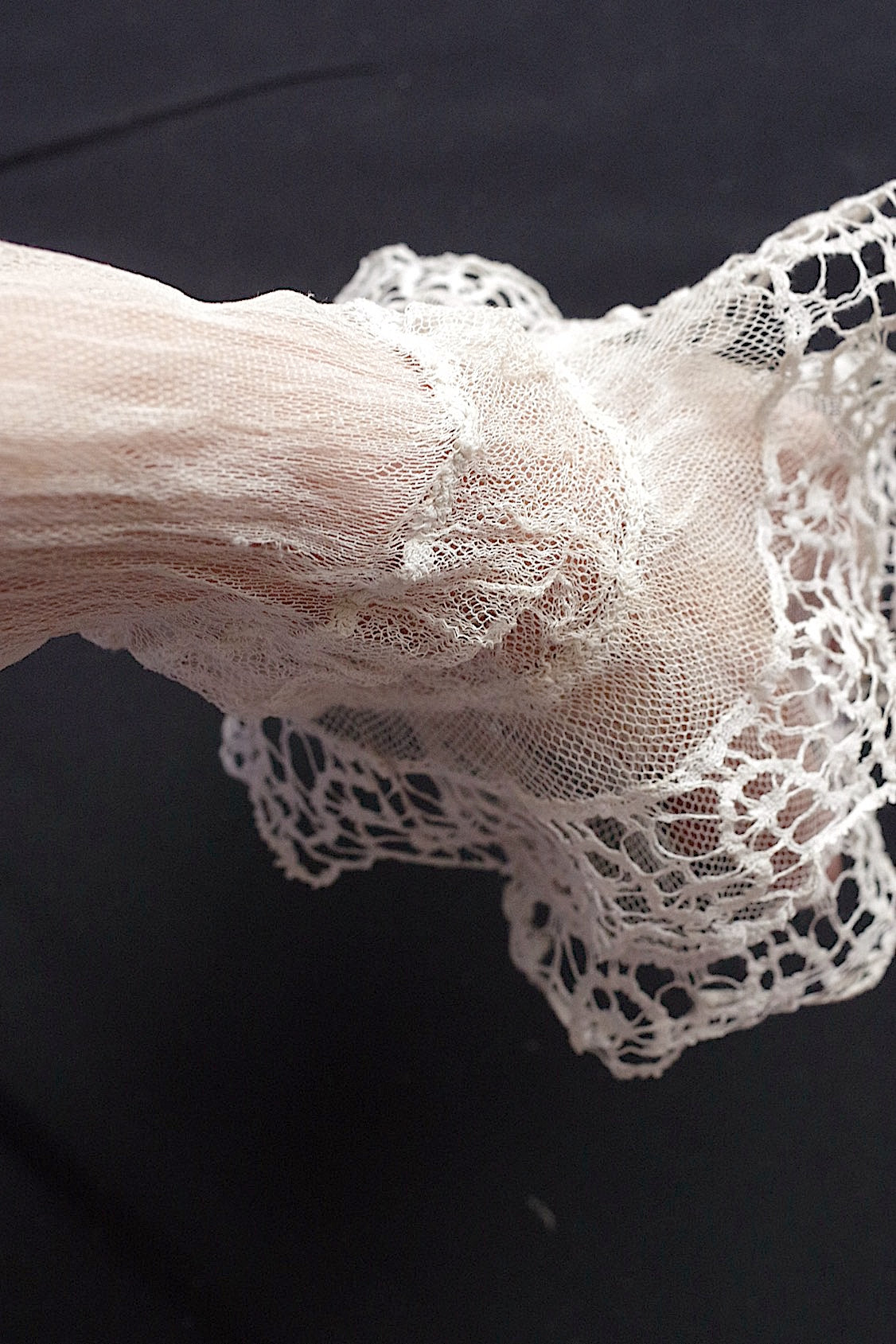 アンティークレース dentelle antique 袖 2つ .FR a l'epoque