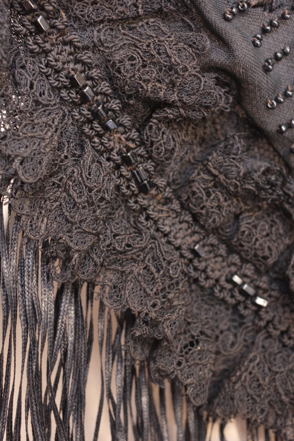 アンティークショール châle antique  .FR a l'epoque