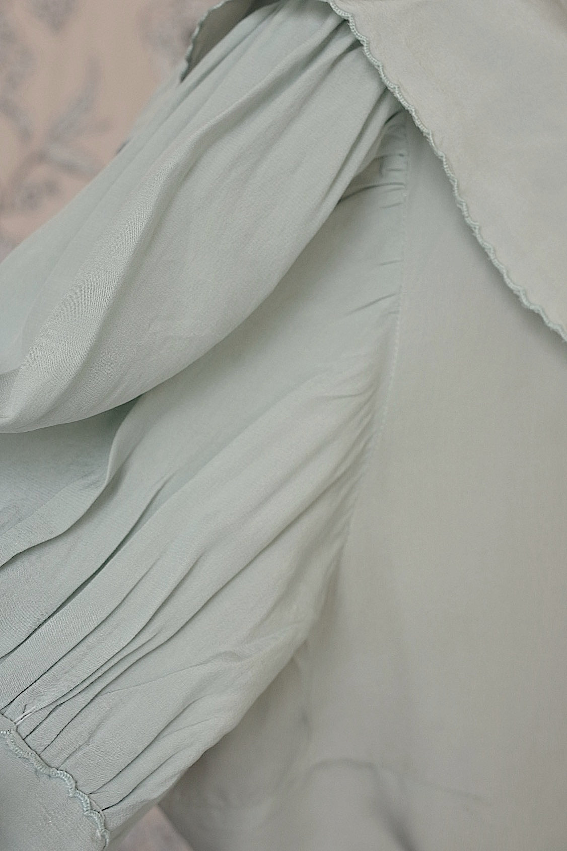 アンティークワンピース vêtement antique  .FR a l'epoque