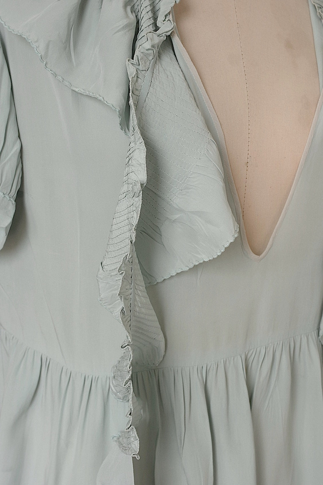 アンティークワンピース vêtement antique  .FR a l'epoque