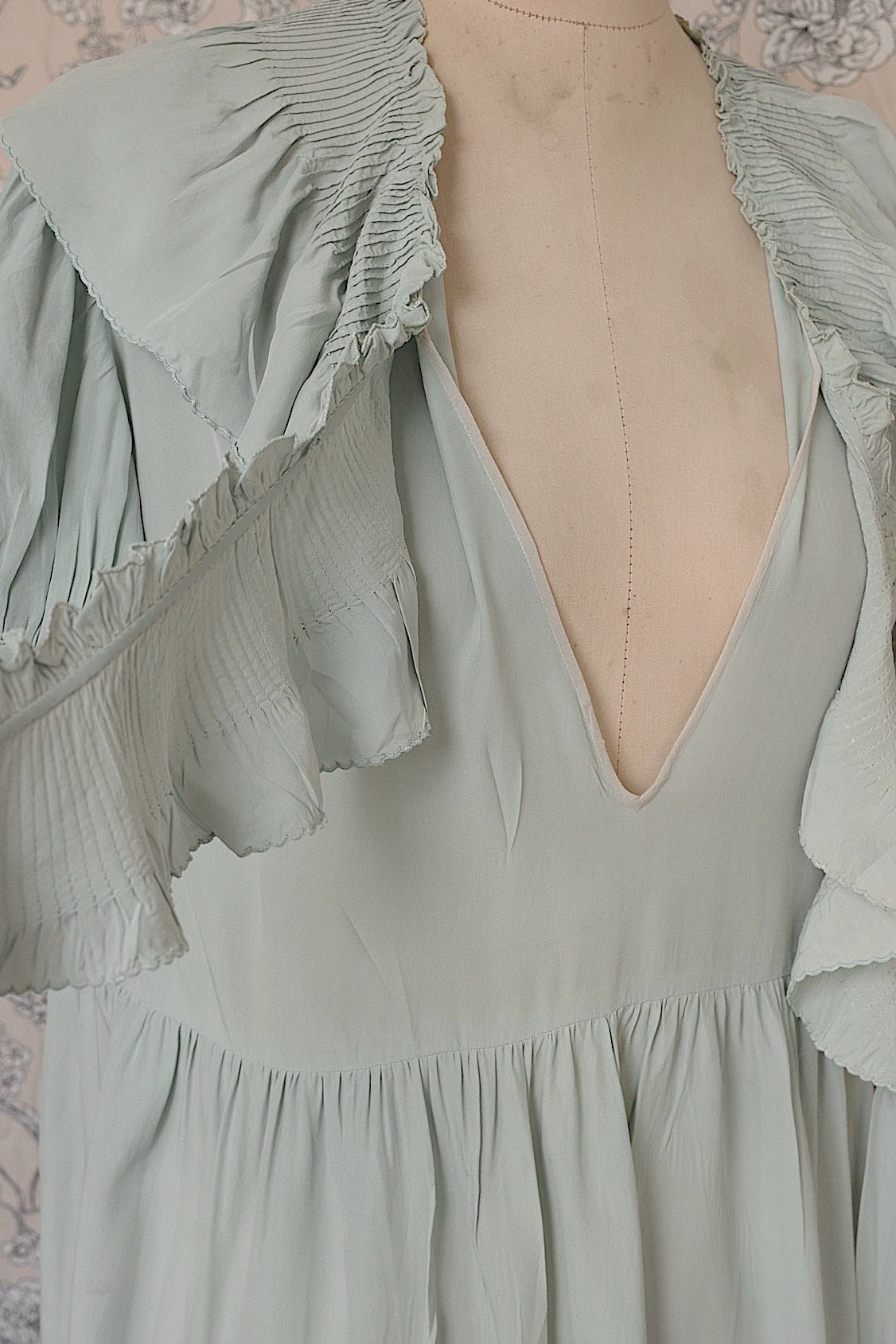 アンティークワンピース vêtement antique .FR a l'epoque