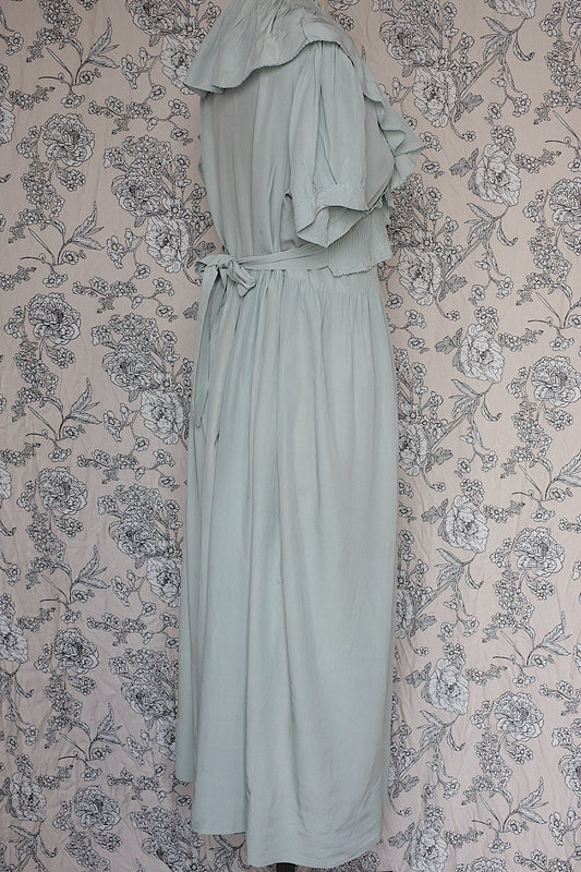 アンティークワンピース vêtement antique .FR a l'epoque