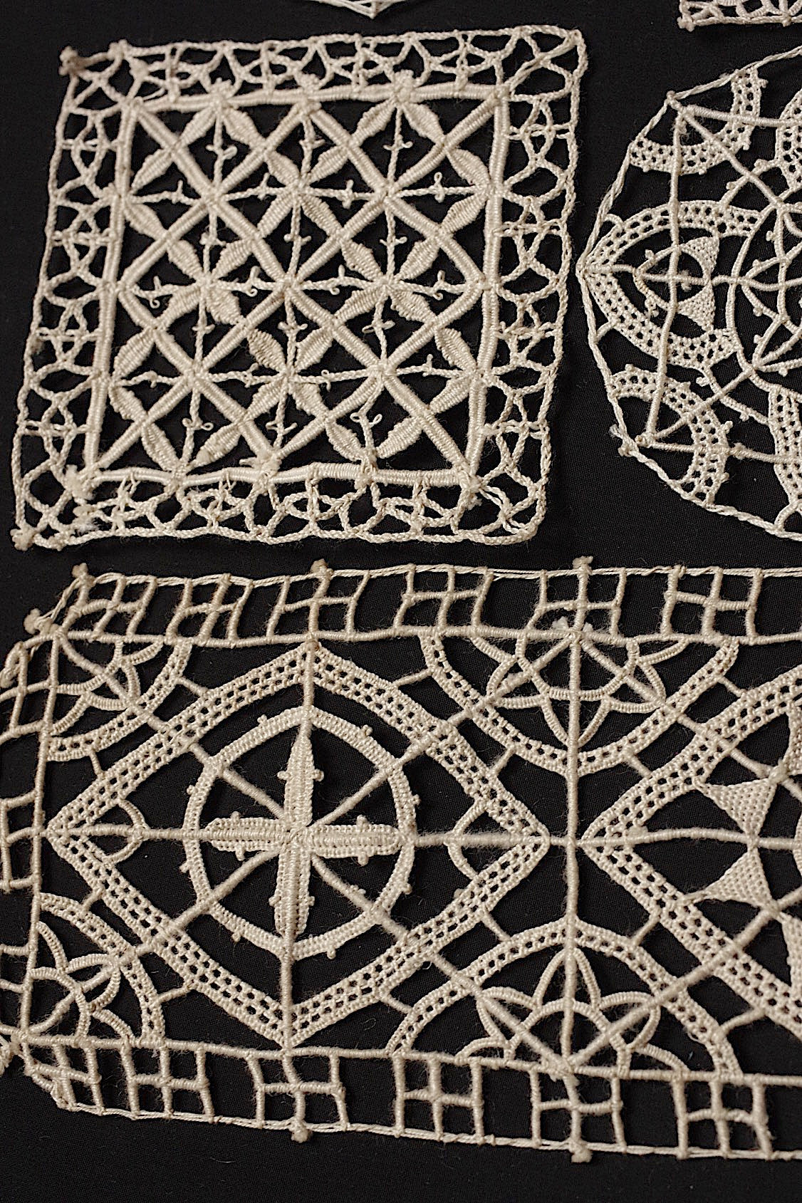 アンティークレース dentelle antique モチーフ12pieces .FR a l'epoque