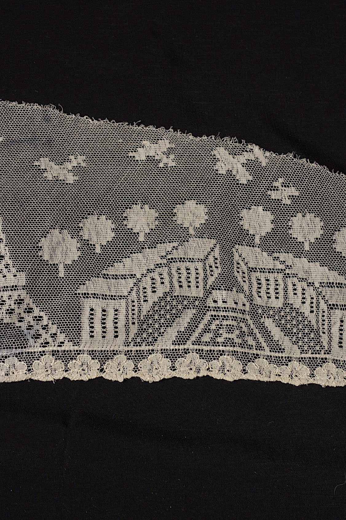 アンティークレース dentelle antique paris 1937年 .FR a l'epoque