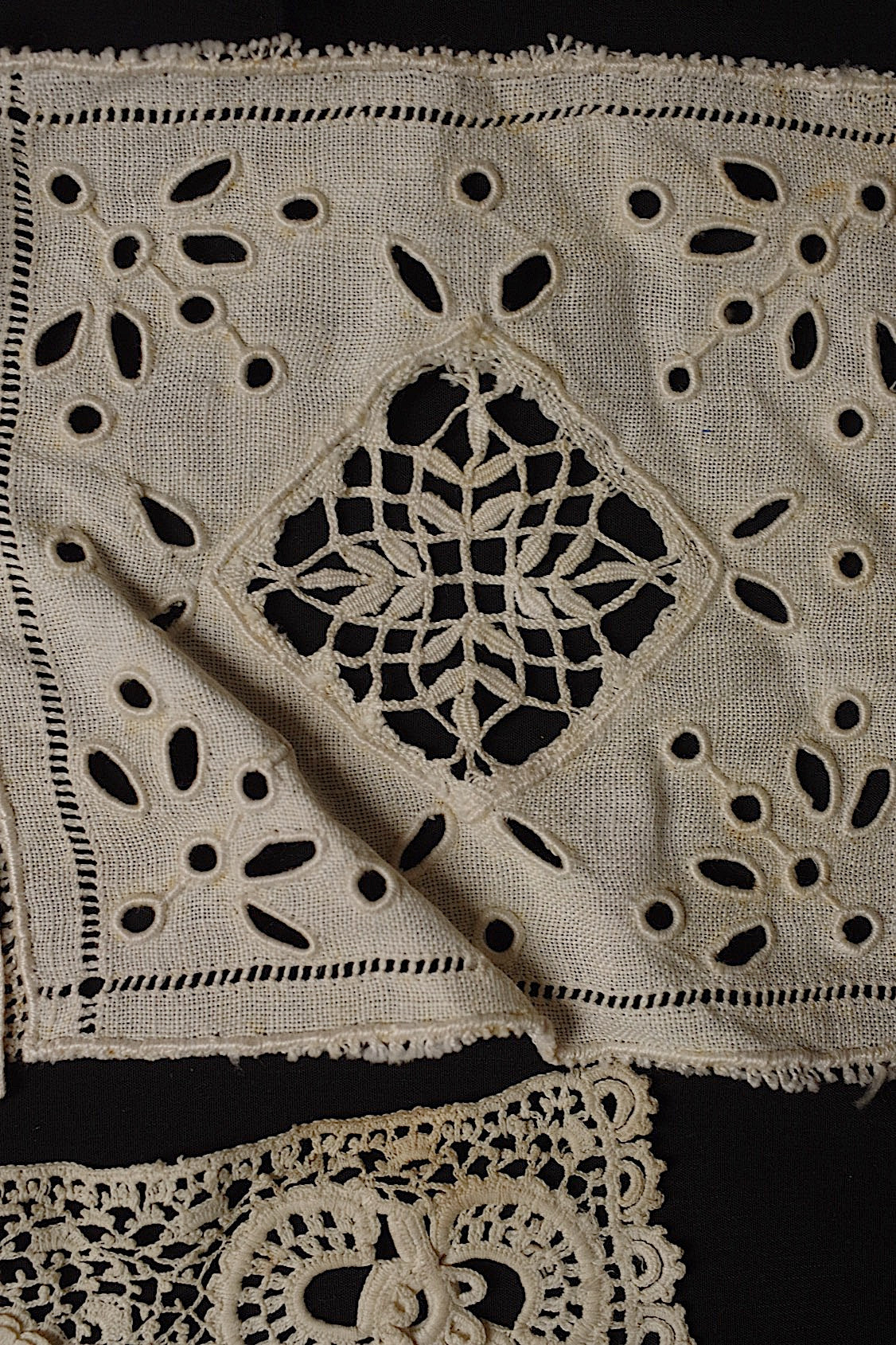 アンティークレース dentelle antique モチーフなど 素材用 .FR a l'epoque