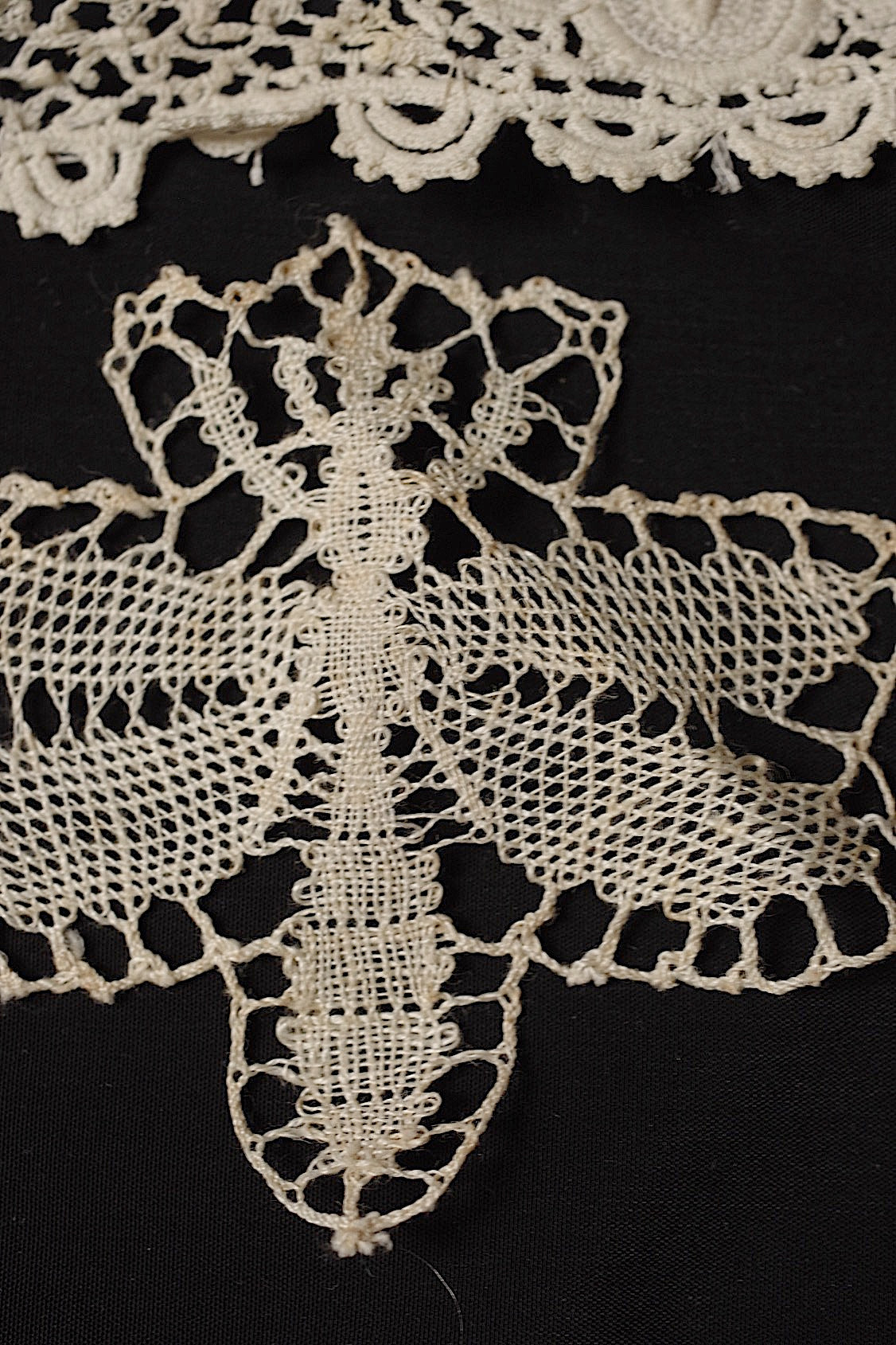 アンティークレース dentelle antique モチーフなど 素材用 .FR a l'epoque