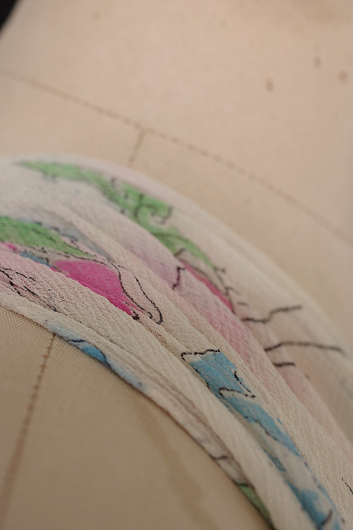 アンティークワンピース vêtement  antique シフォン花柄 .FR a l'epoque