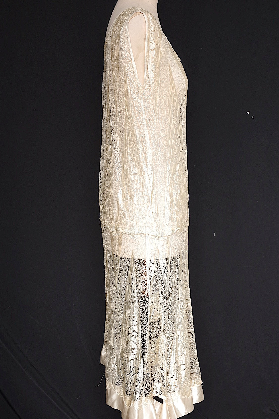 アンティークワンピース vêtement  antique レースワンピース .FR a l'epoque