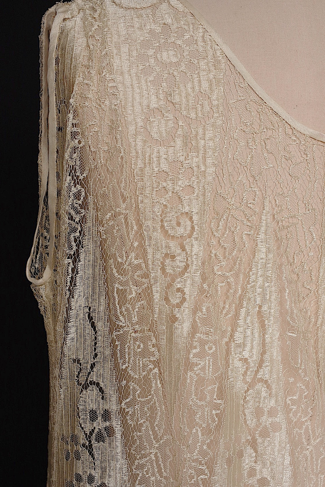 アンティークワンピース vêtement  antique レースワンピース .FR a l'epoque