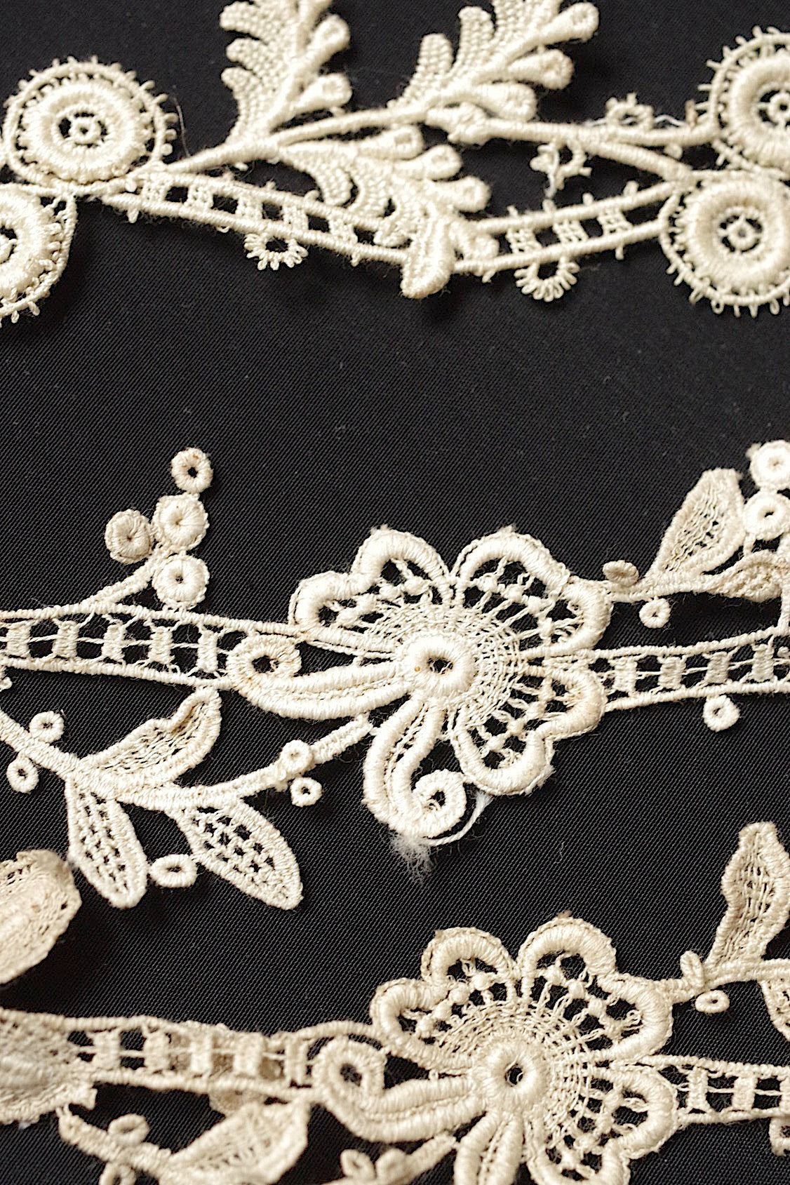 アンティークレース dentelle antique モチーフレースlots1 .FR a l'epoque