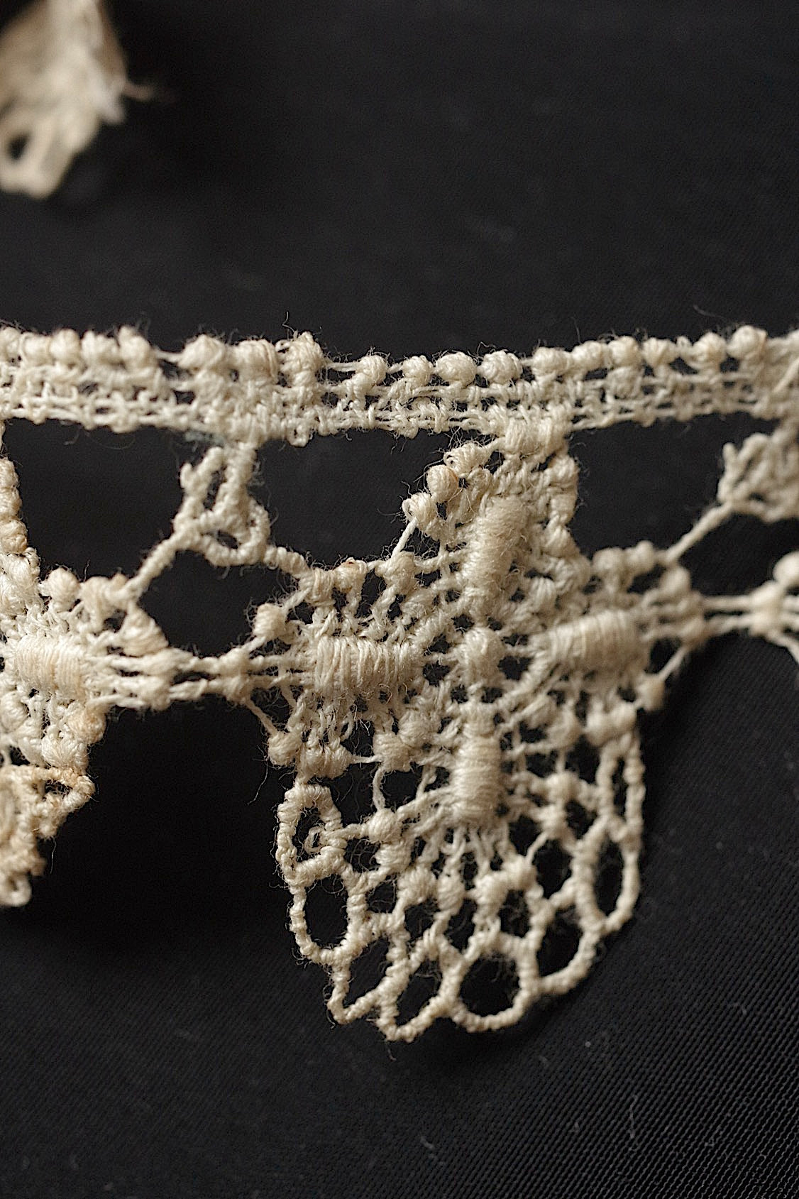 アンティークレース dentelle antique モチーフレースlots5 .FR a l'epoque