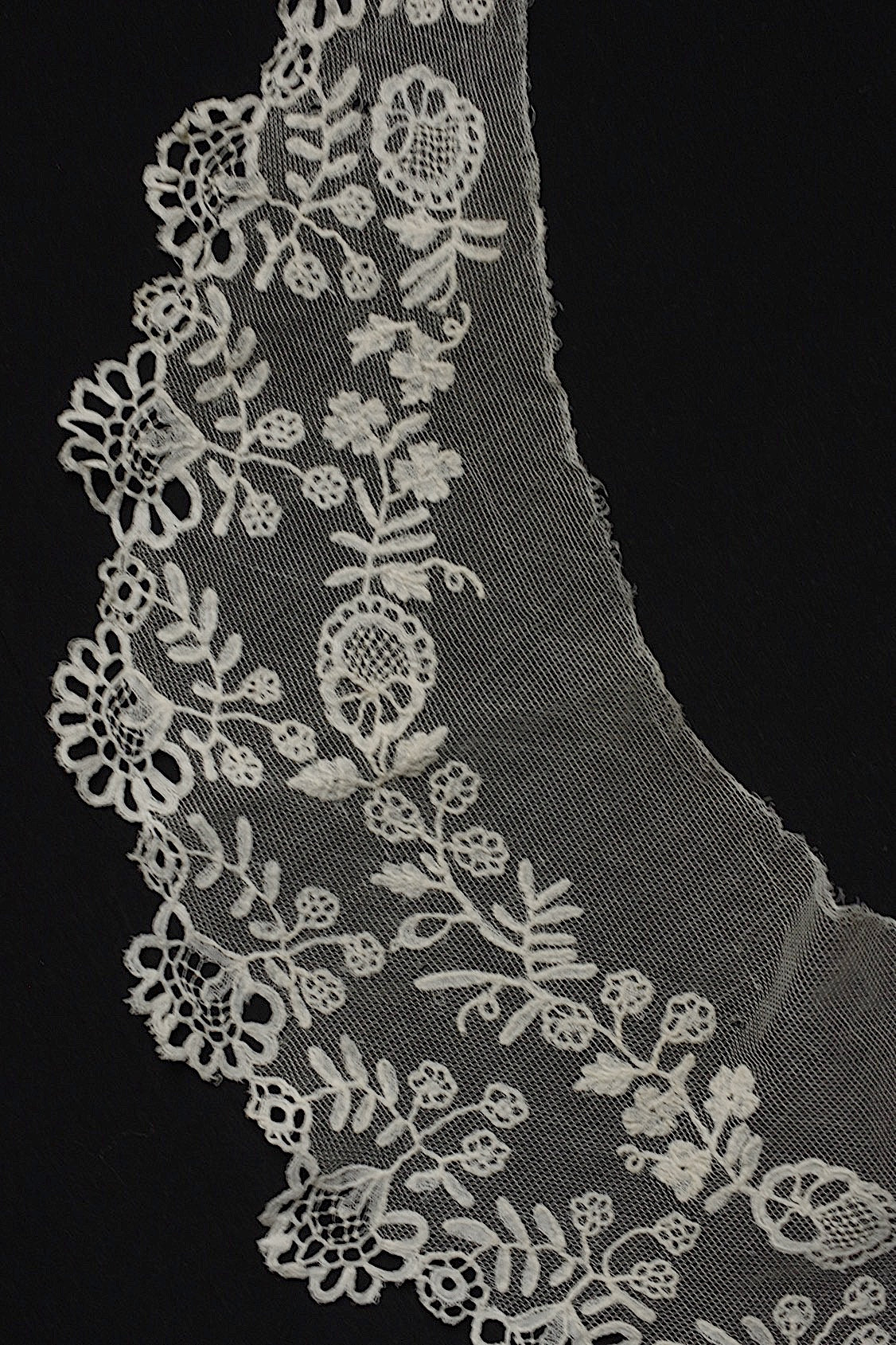 アンティークレース dentelle antique 襟状 .FR a l'epoque