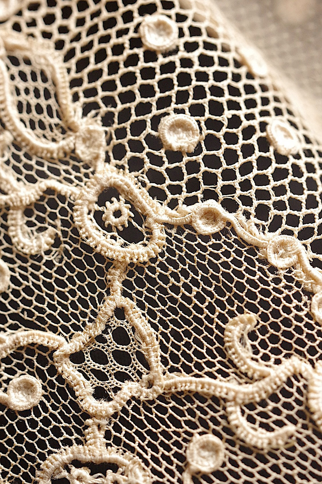 アンティークレース dentelle antique 314cm .FR a l'epoque