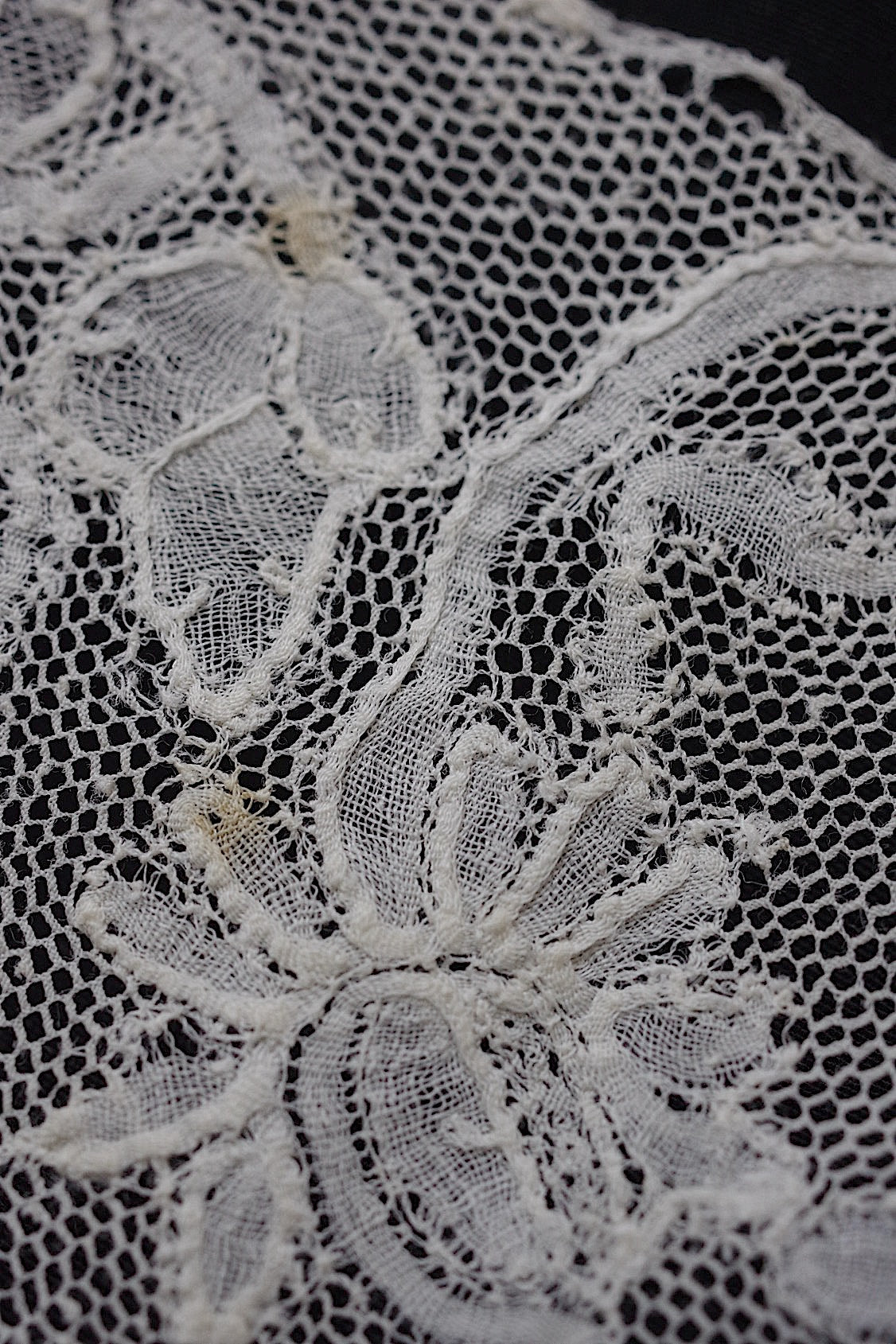 アンティークレース dentelle antique 204cm .FR a l'epoque