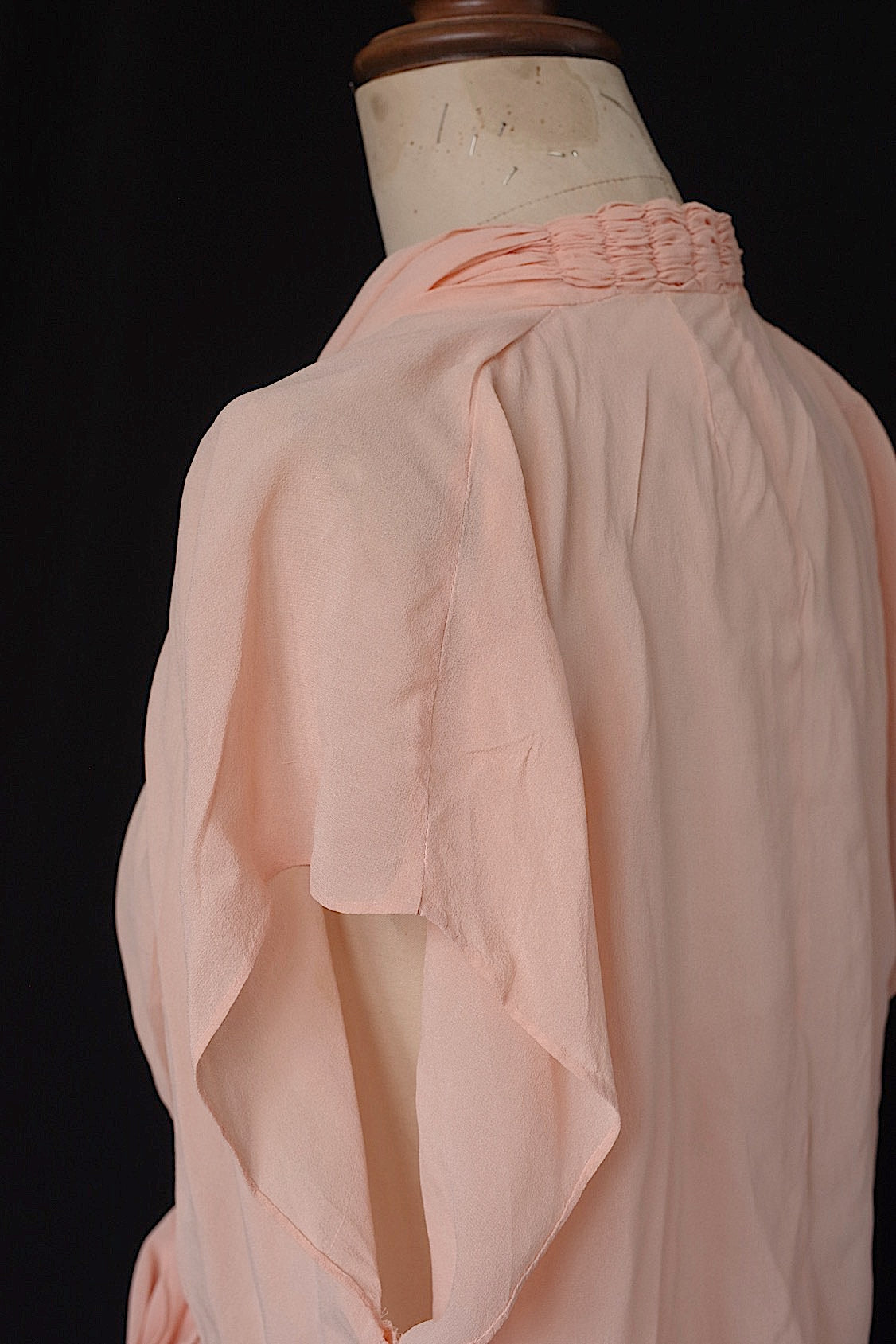 アンティーク羽織 vêtement antique  シルク羽織1 .FR a l'epoque