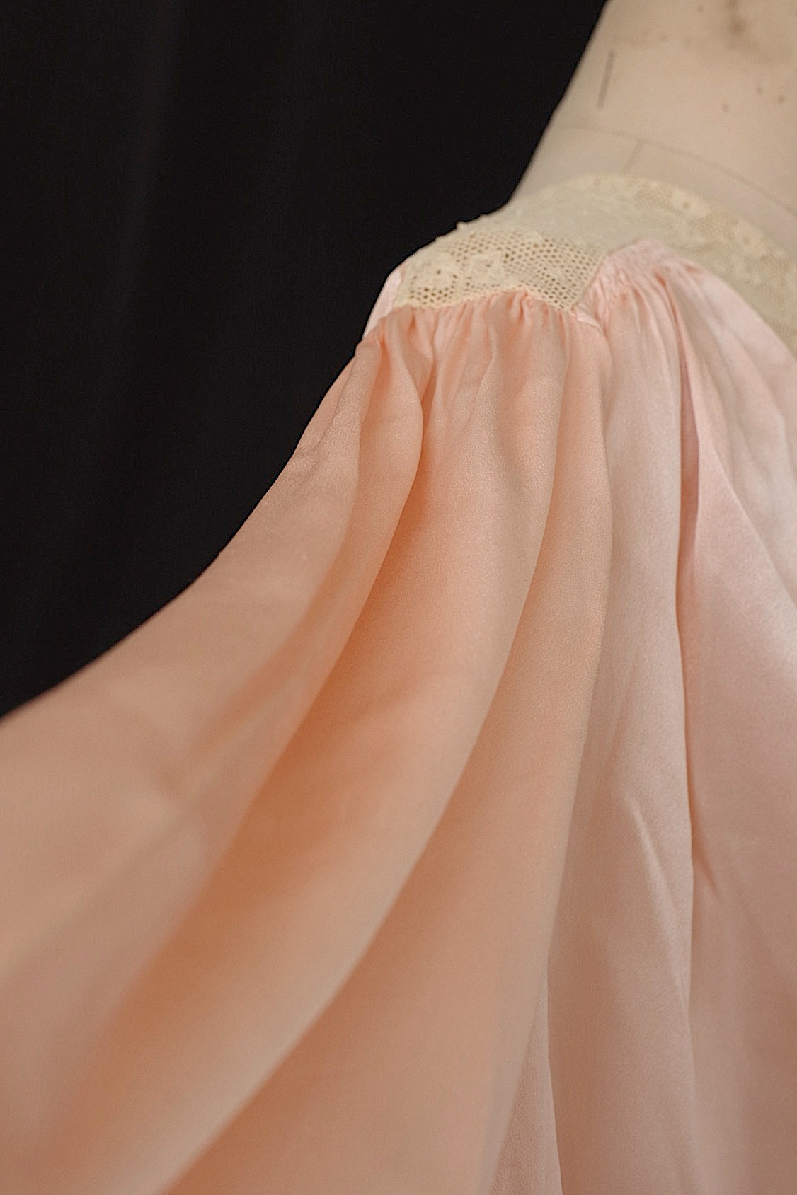 アンティーク羽織 vêtement antique  シルク羽織2 .FR a l'epoque