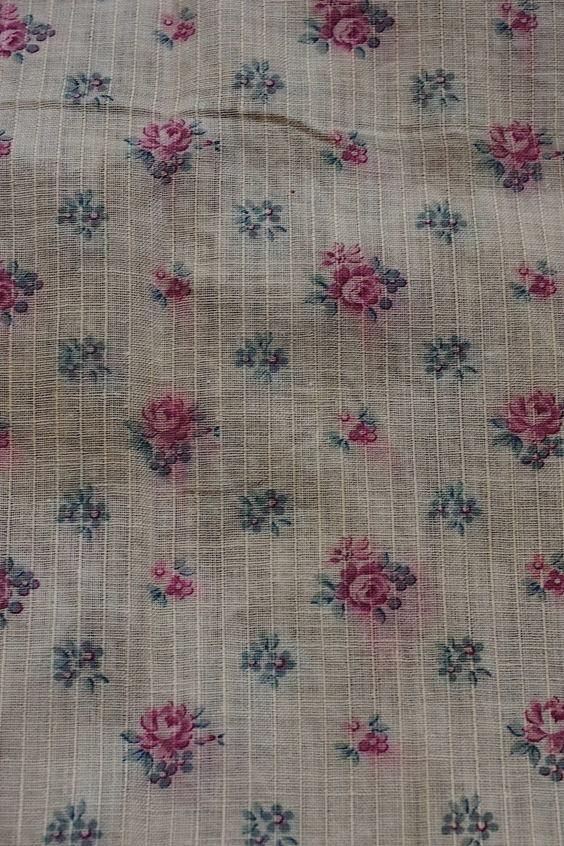 アンティーク生地ハギレ tissu antique .FR a l'epoque